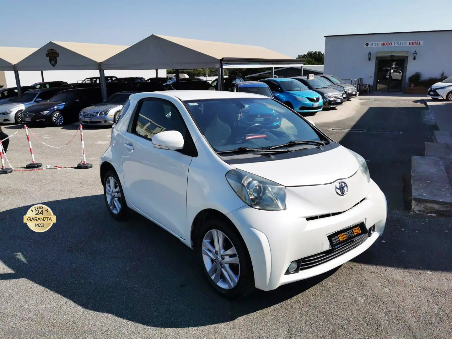 Toyota iQ 1.3 CVT Style RATE AUTO MOTO SCOOTER Bianco - 1
