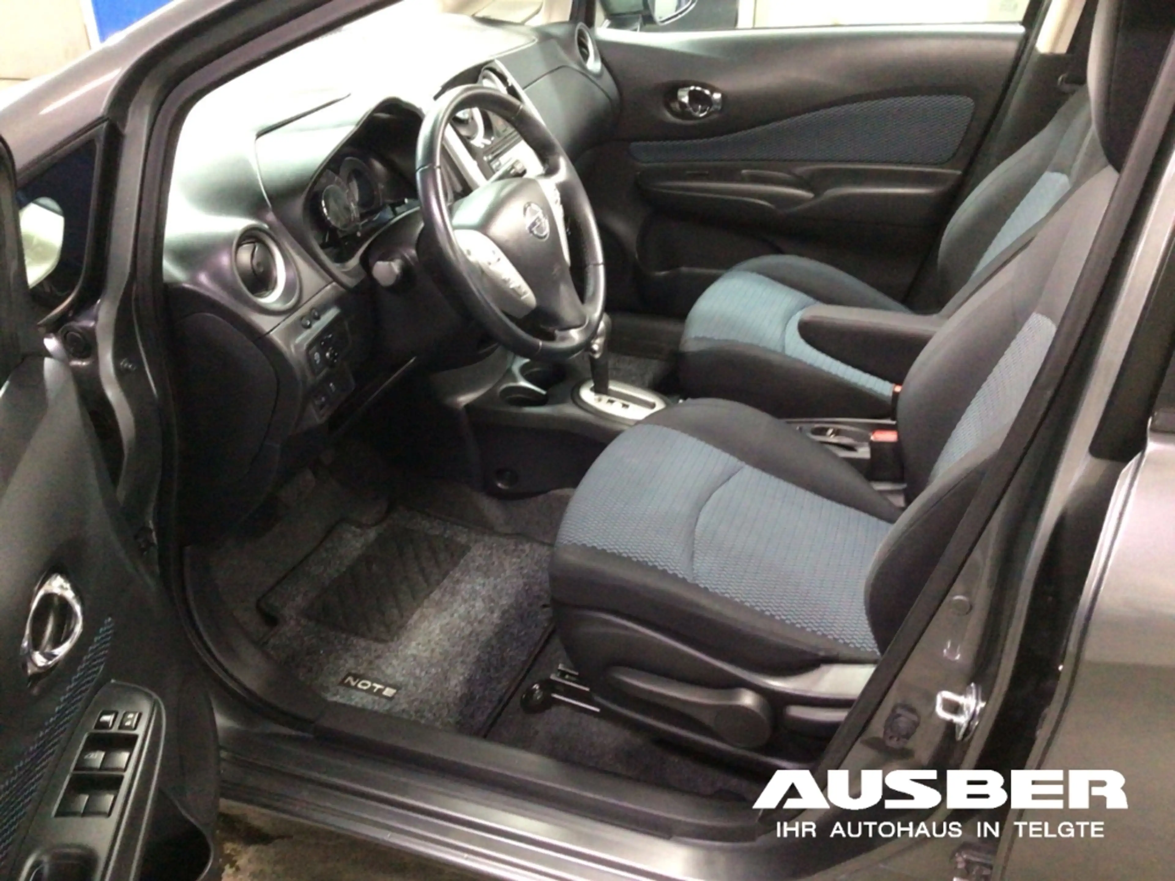 Nissan Note Acenta Automatik Navi Rücksitzbank verschiebbar — photo 7