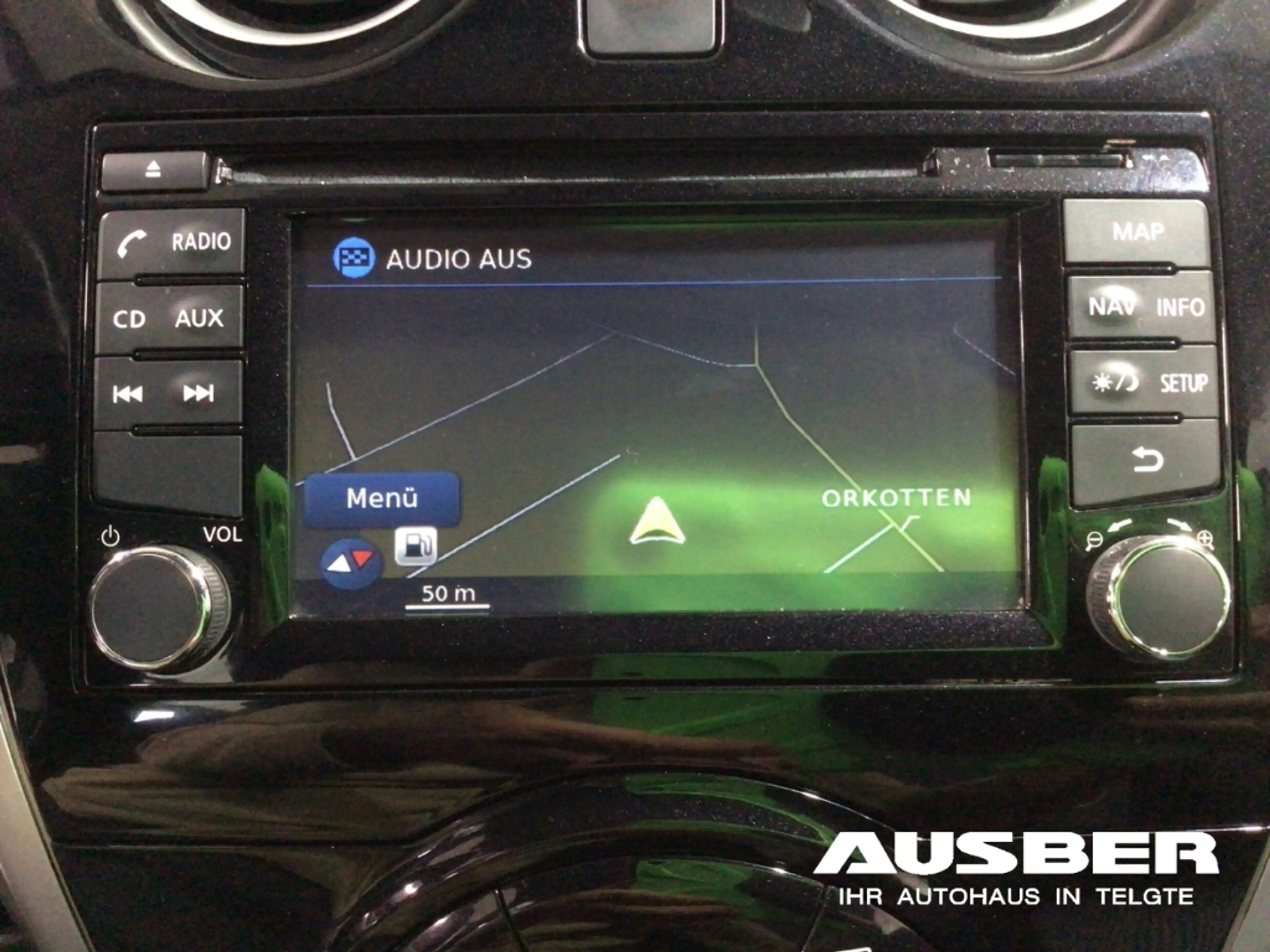 Nissan Note Acenta Automatik Navi Rücksitzbank verschiebbar — photo 12