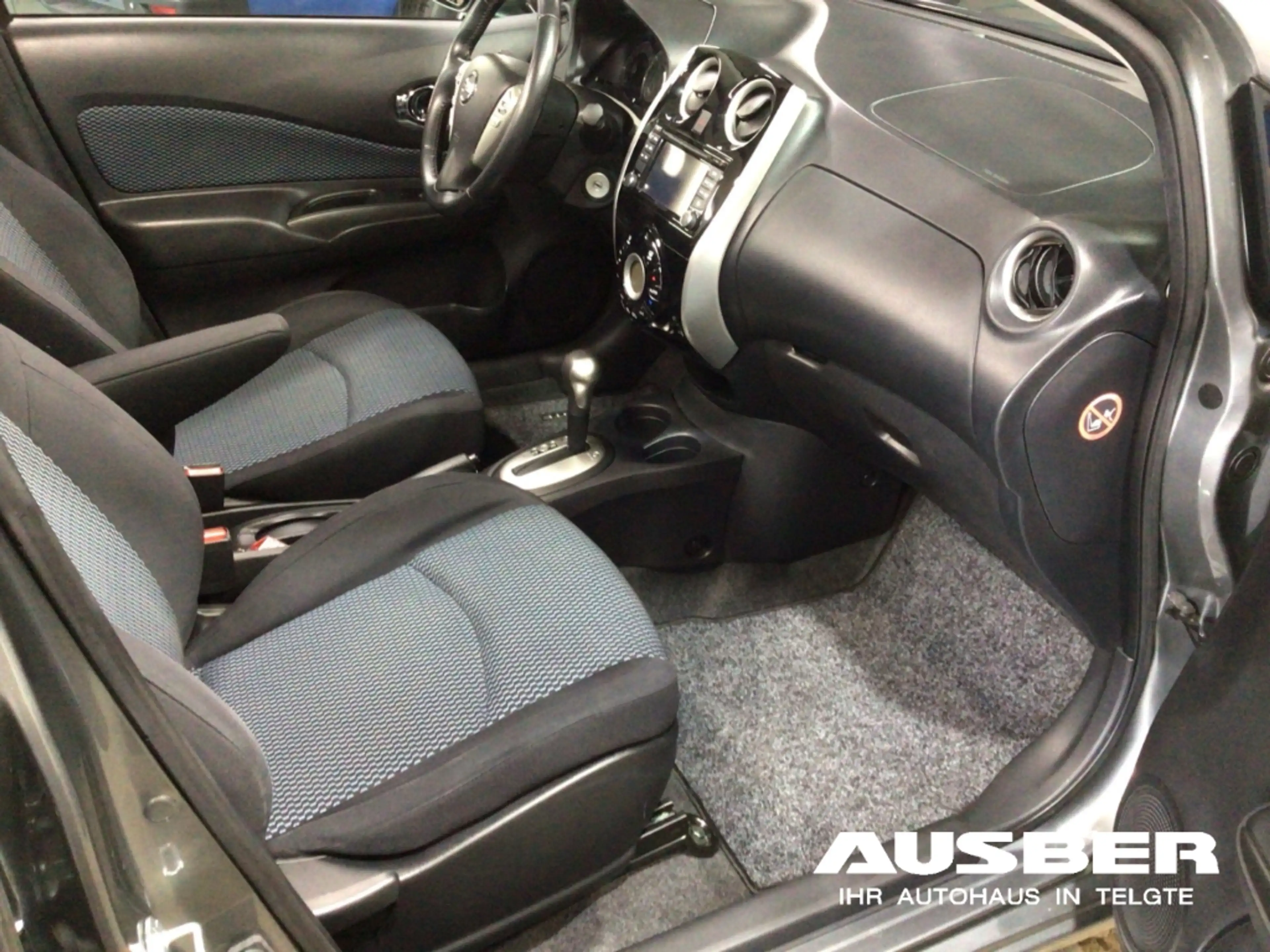 Nissan Note Acenta Automatik Navi Rücksitzbank verschiebbar — photo 15