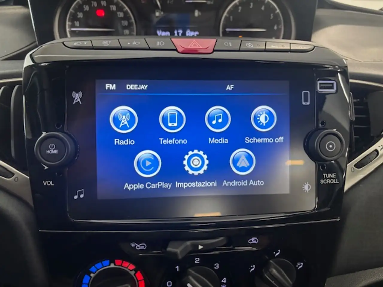 Lancia Ypsilon 2021 — фото 10