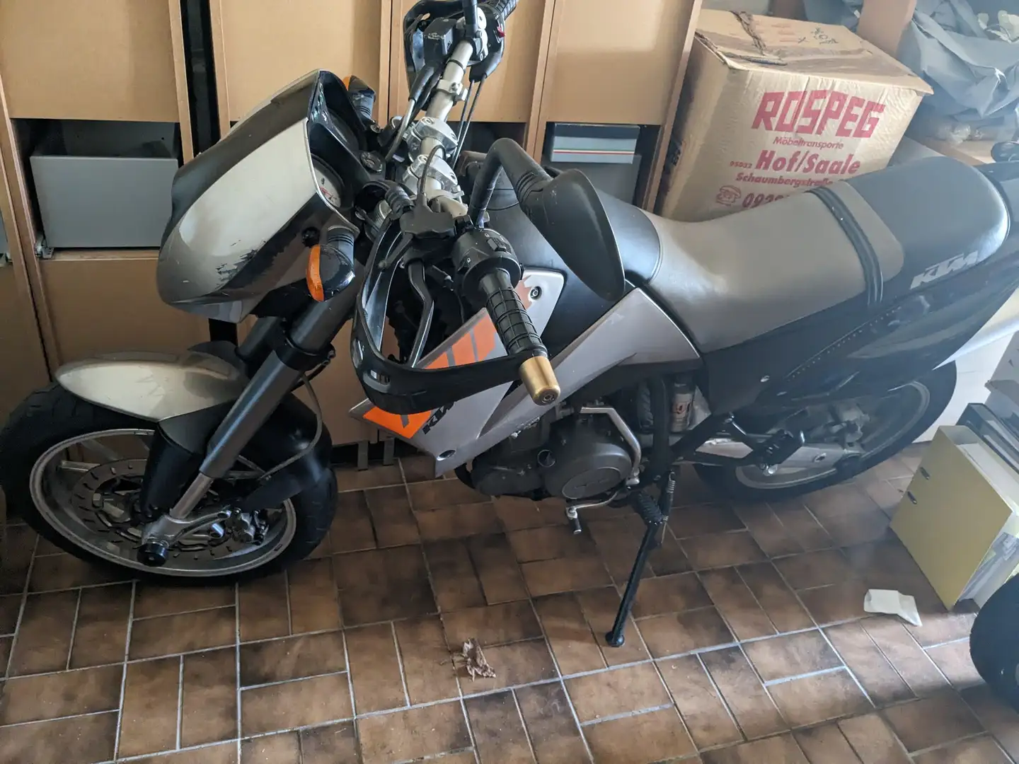 KTM 640 Duke Duke II,  lc4 Gold - 2
