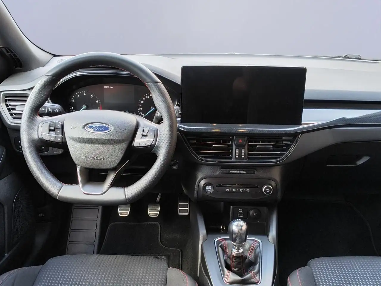 Ford Focus 1.0 EcoBoost Hybrid 125 CV ST-Line Tetto apribile, миниатюра 10