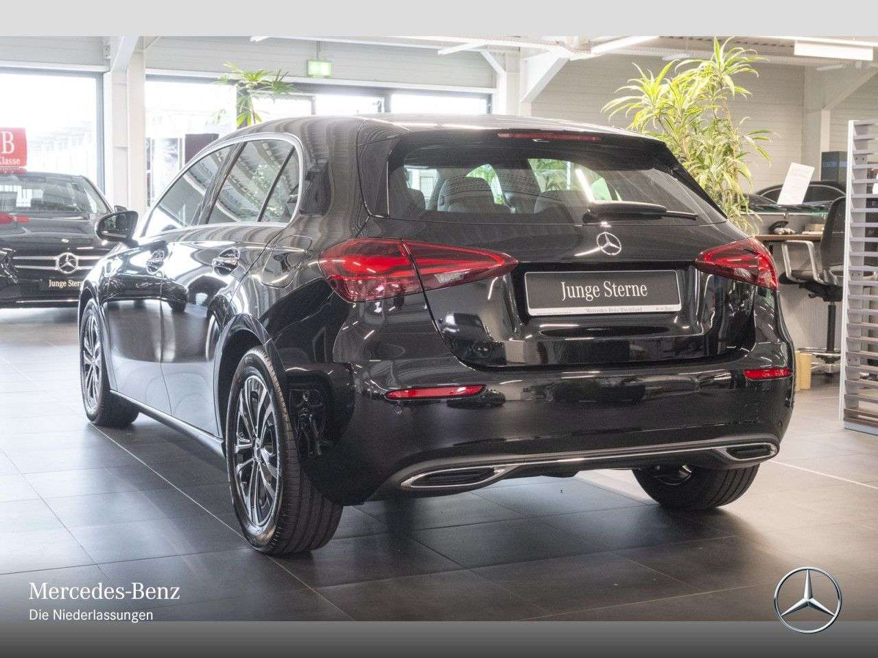 Mercedes-Benz A 180
