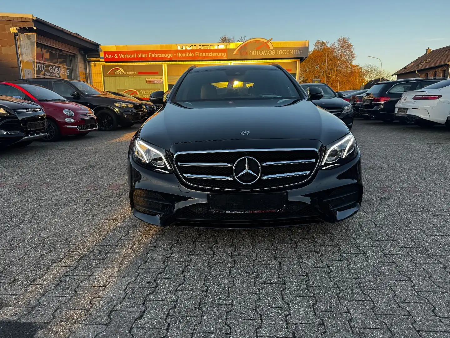 Mercedes-Benz E 400 d T 4Matic 9-G AMG 360Grad Burmester AHK 1 Noir - 2