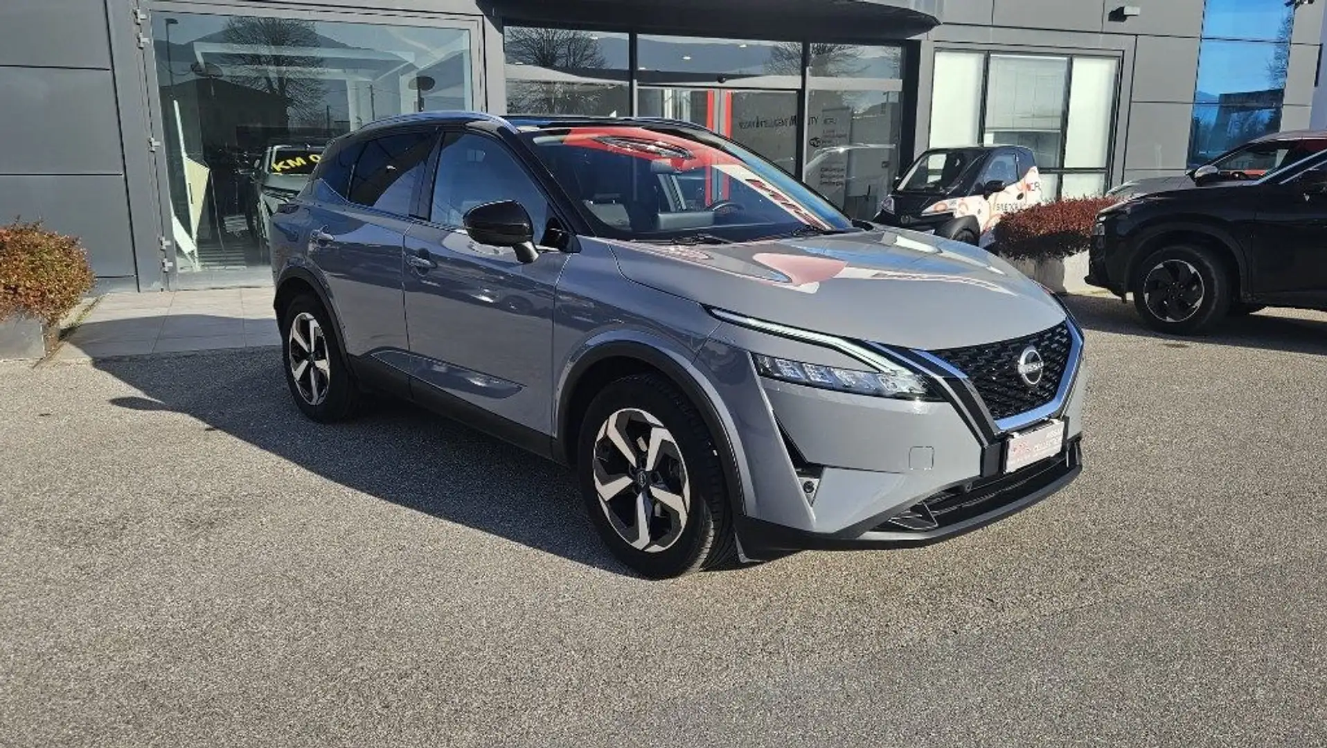 Nissan Qashqai MHEV 140 CV N-Connecta Grau - 2