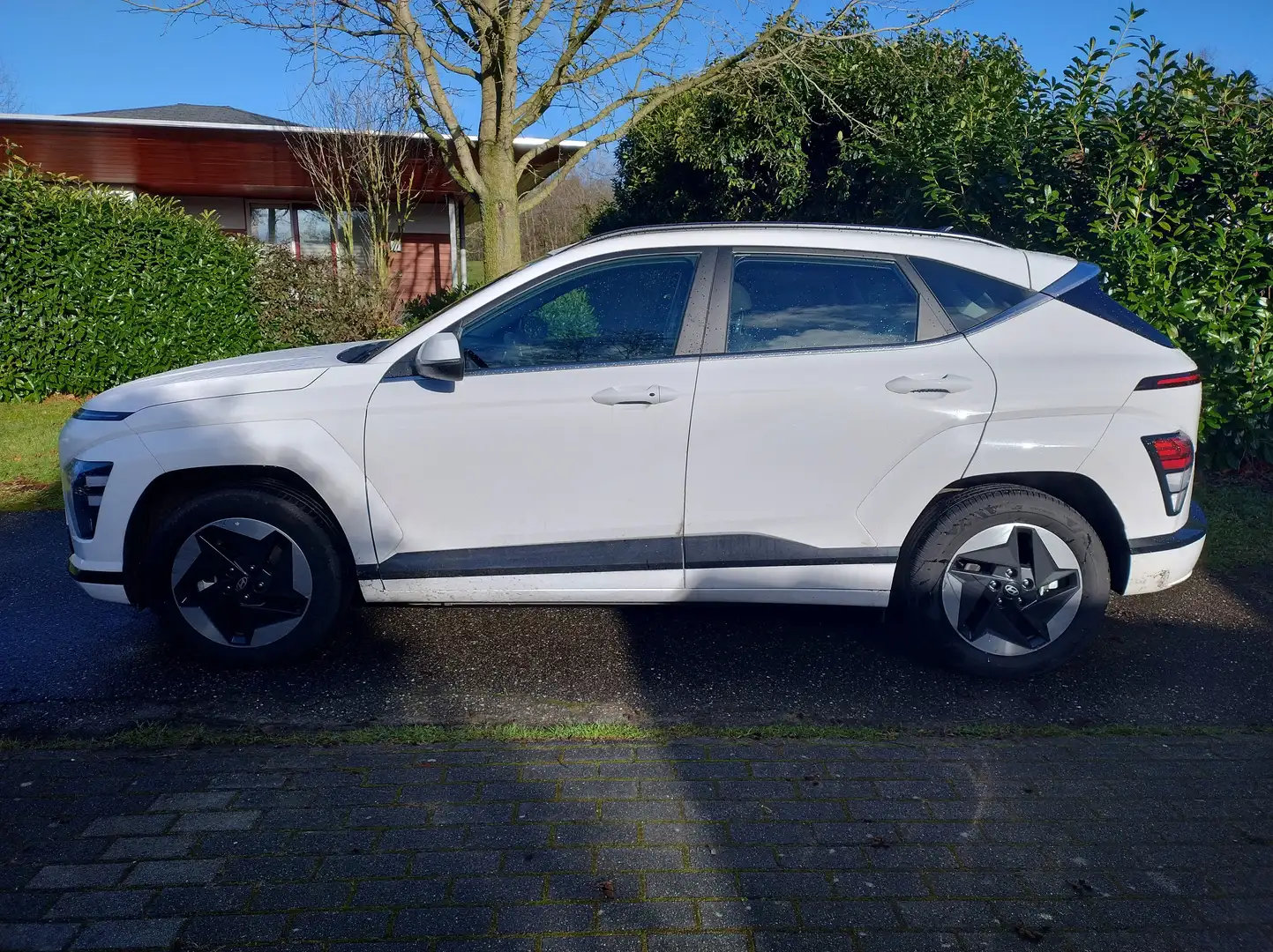 Hyundai KONA KONA+Comfort+Li.+65.4+kWh Alb - 2