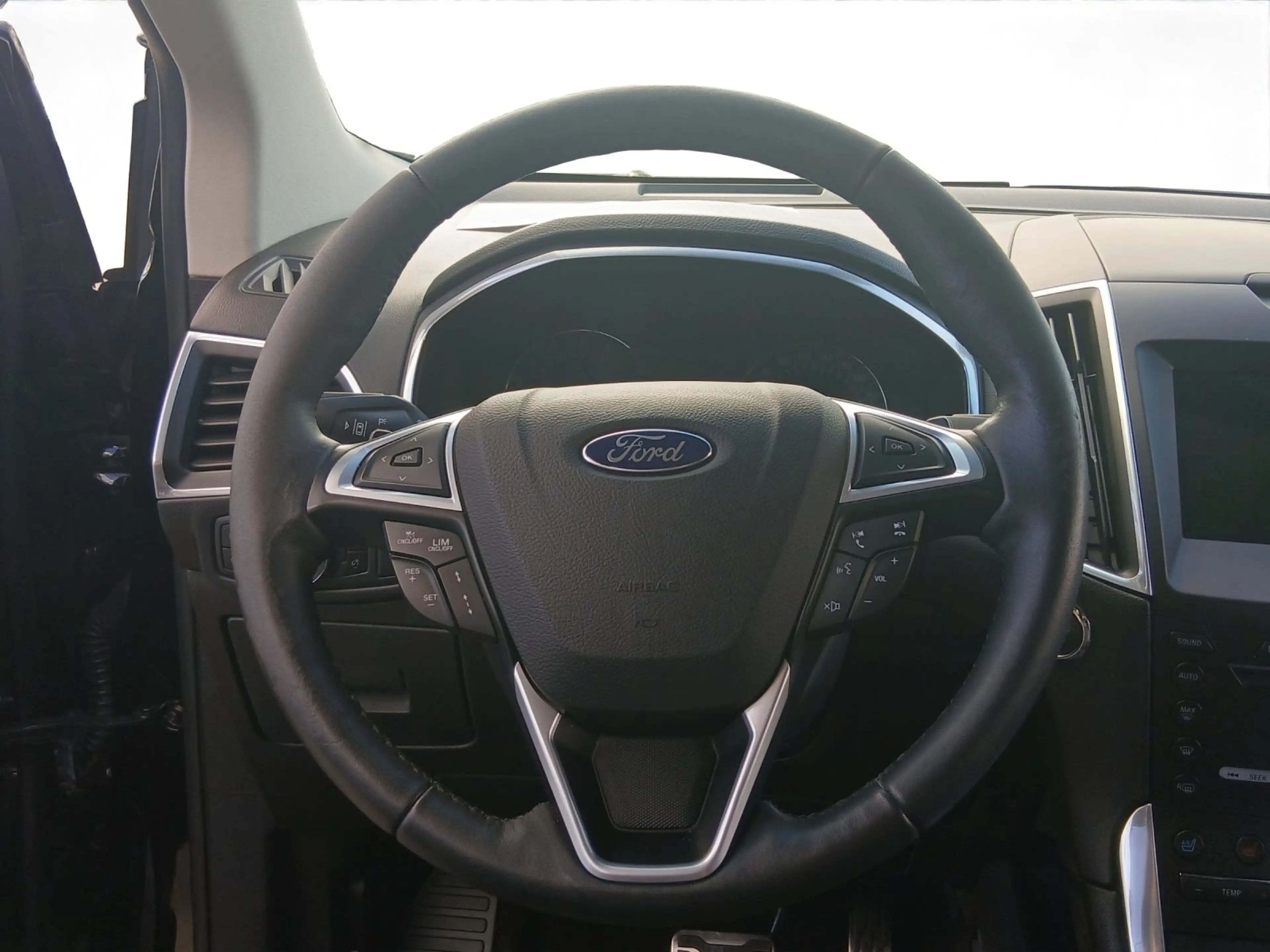 Ford Edge TDCi Bi-Turbo 2.0 AWD 360+Kam.+KeyLess+LED — photo 12