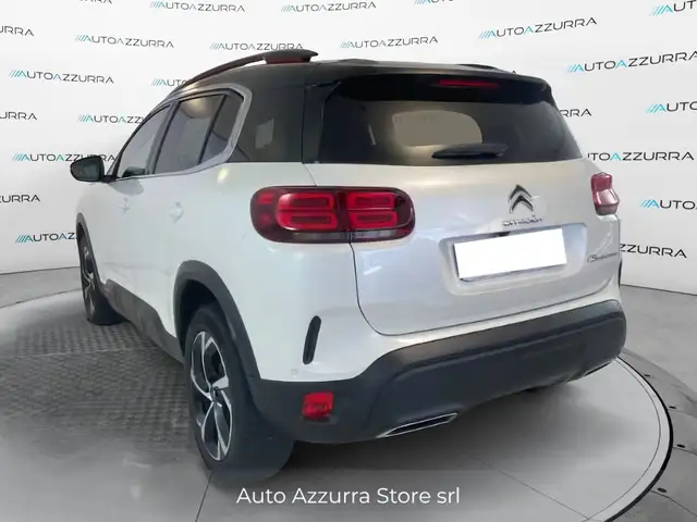 Citroen C5 Aircross view 3
