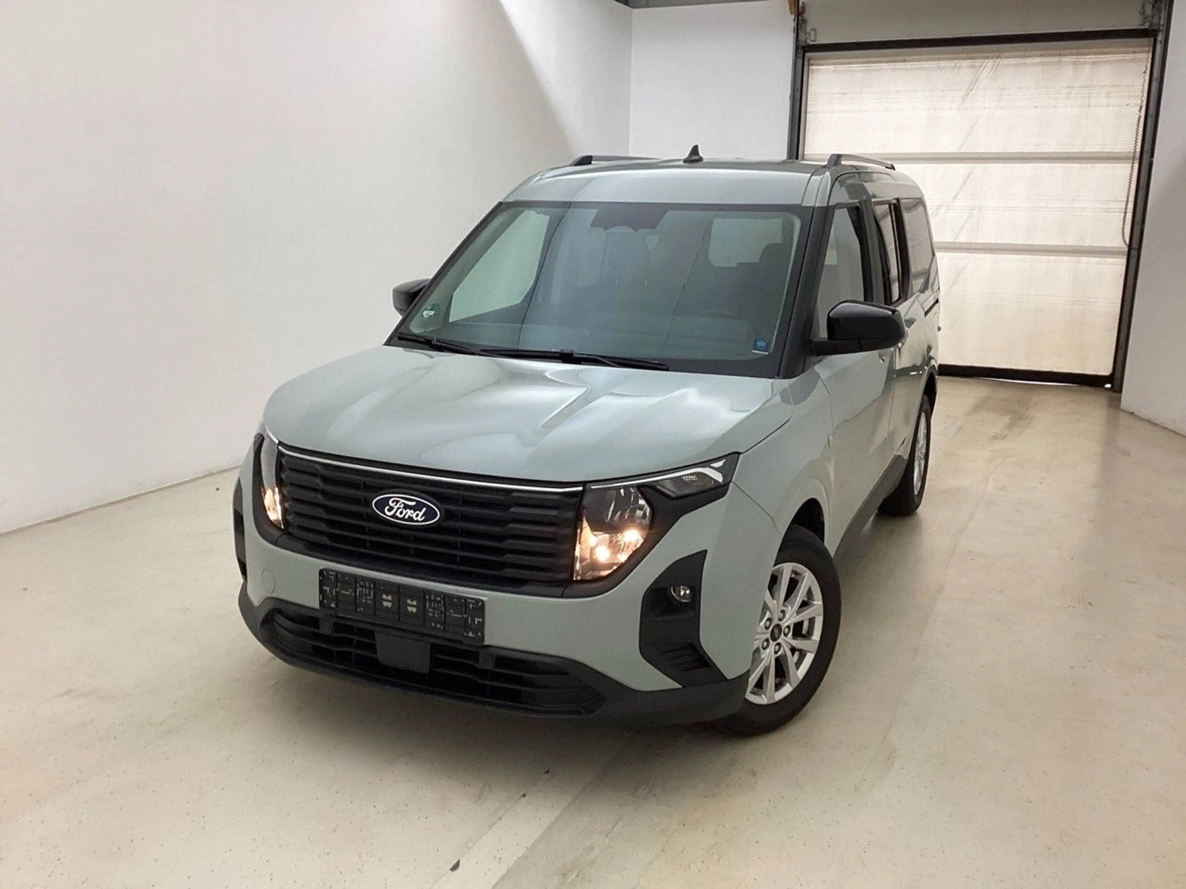 Ford Tourneo Courier Titanium/WINTER-PAKET/AHK/KAMERA — photo 2