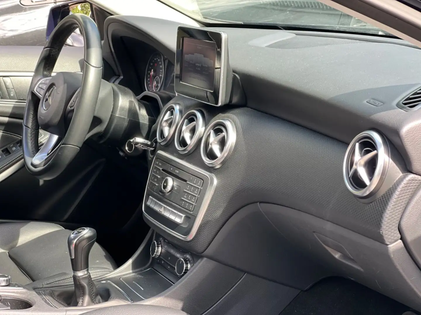 Mercedes-Benz A 160 d *Modell 2018*STYLE*LED*NAVI*KAMERA* Bleu - 2