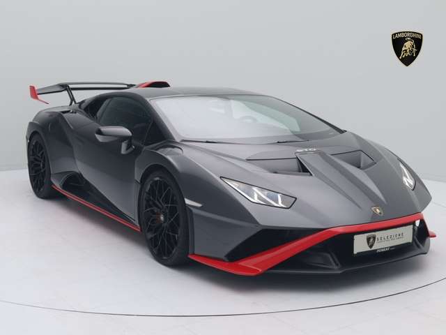 Imagine Lamborghini Huracán STO GRIGIO LYNX I SPORTSITZE I LIFT I