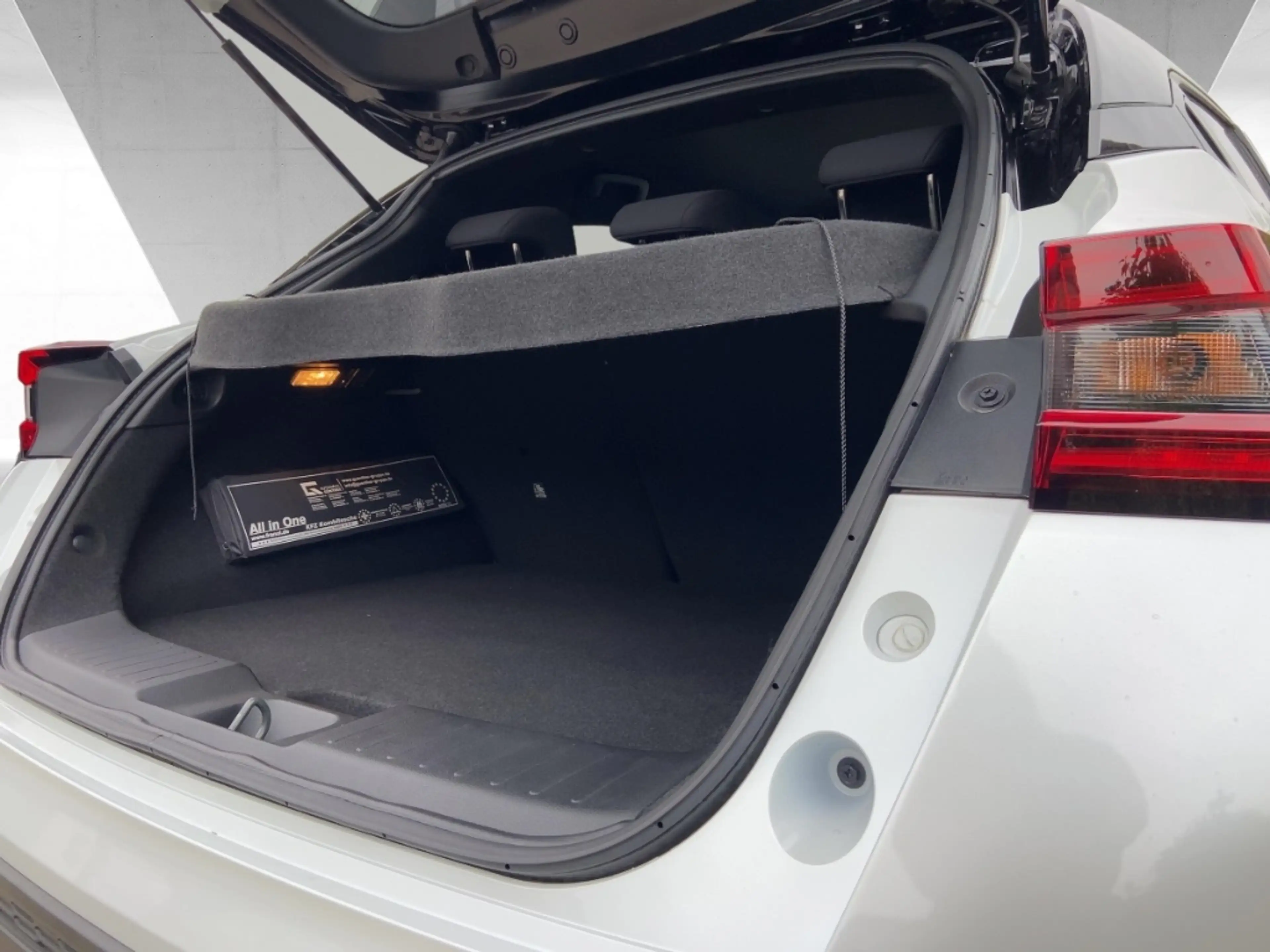 Nissan Juke N-CONNECTA 143PS Automatik NAVI/360°/PRO PILOT/WIN — photo 12