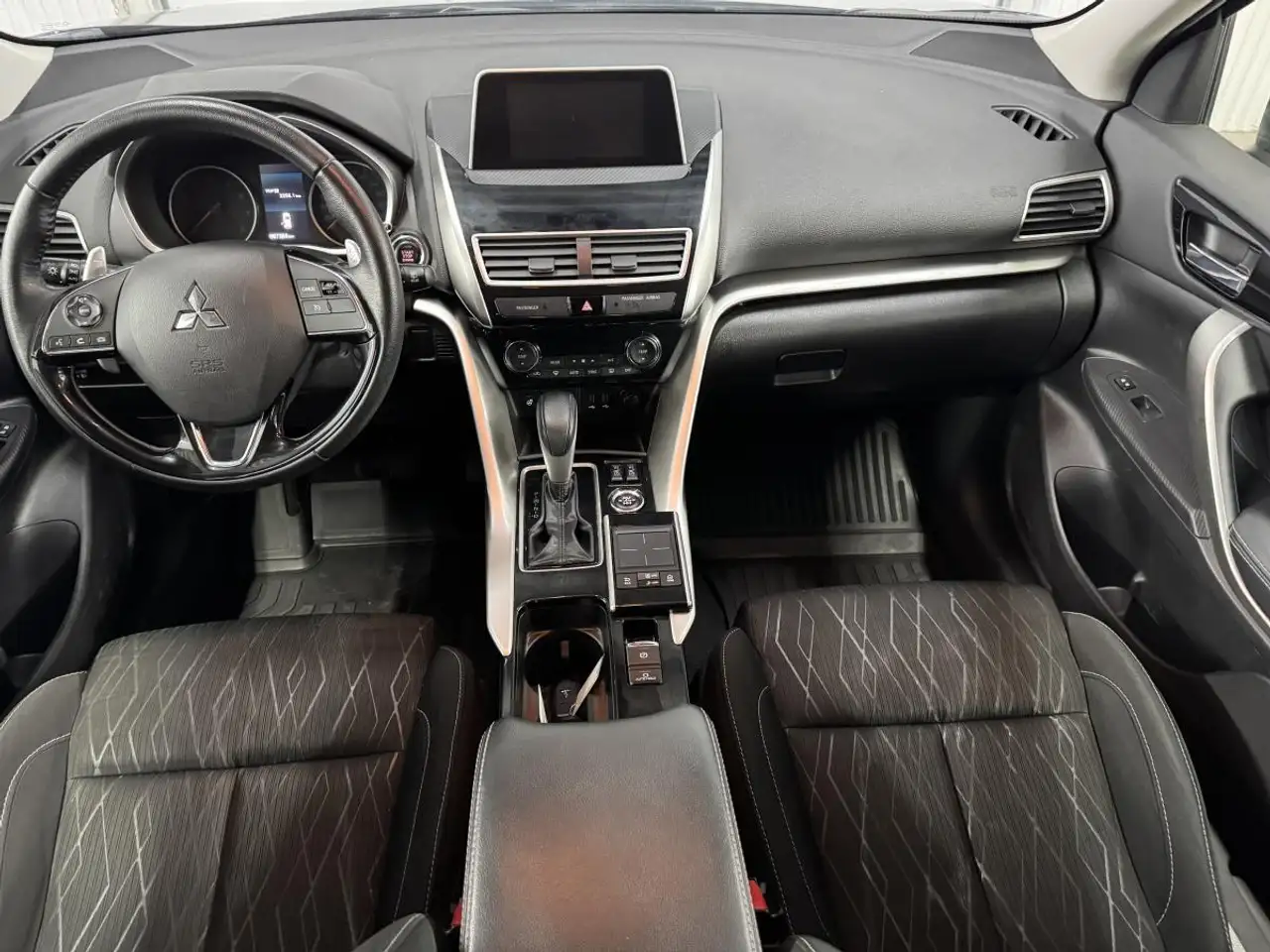 Mitsubishi Eclipse Cross photo Mitsubishi Eclipse Cross