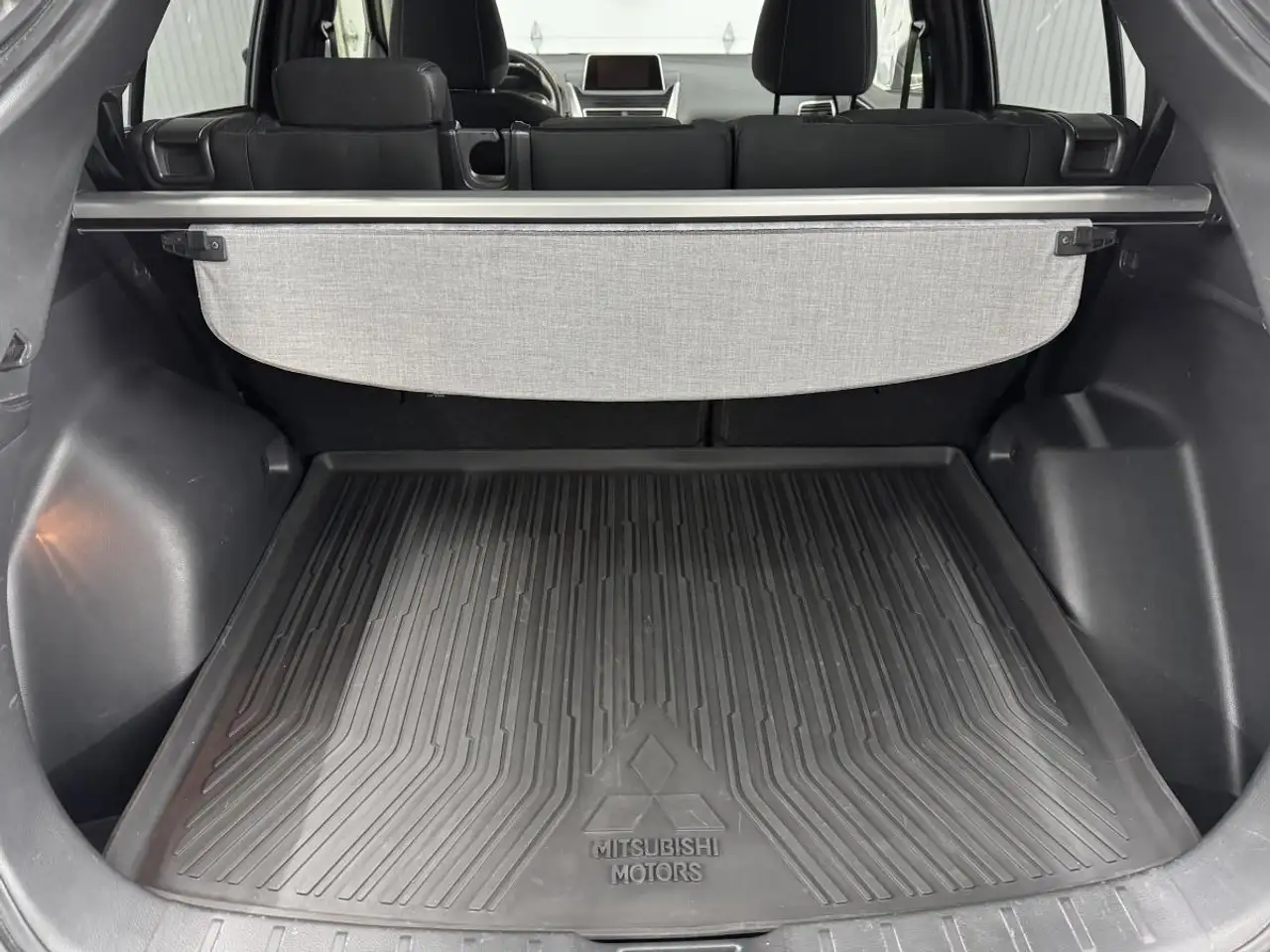 Mitsubishi Eclipse Cross photo Mitsubishi Eclipse Cross