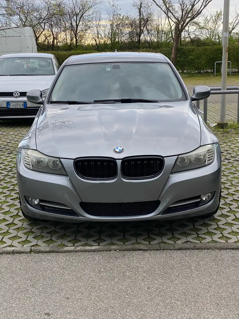 BMW 318 318d Touring 2.0 143cv - 1