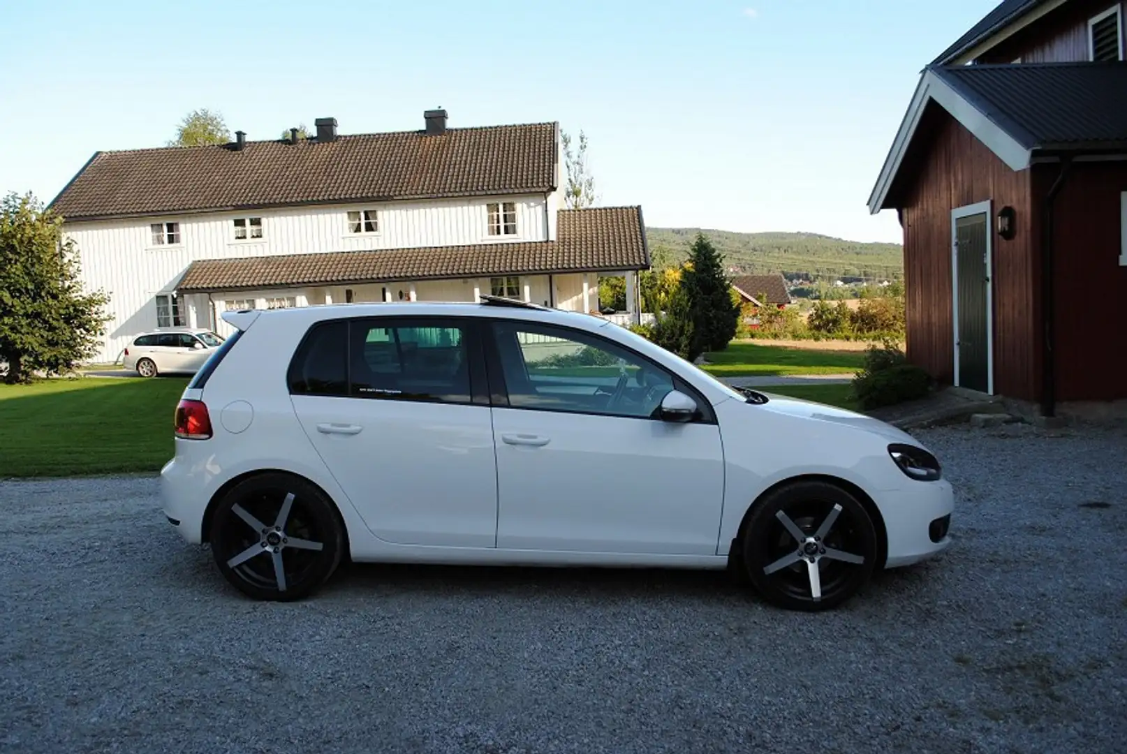 Volkswagen Golf 1.9 TDI 105 FAP Trendline BlueMotion - 2