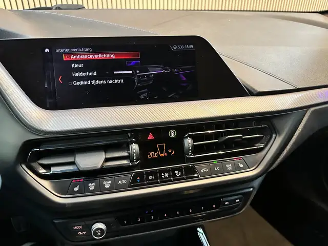BMW 1 Series view 15