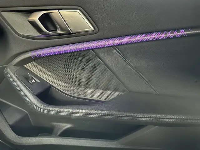 BMW 1 Series view 17