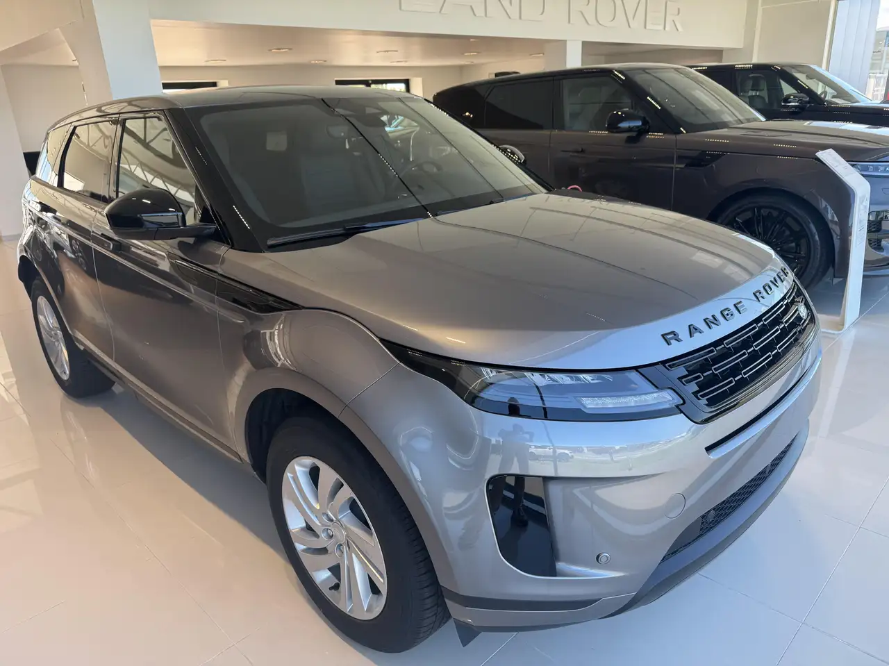 Land Rover Range Rover Evoque 2026