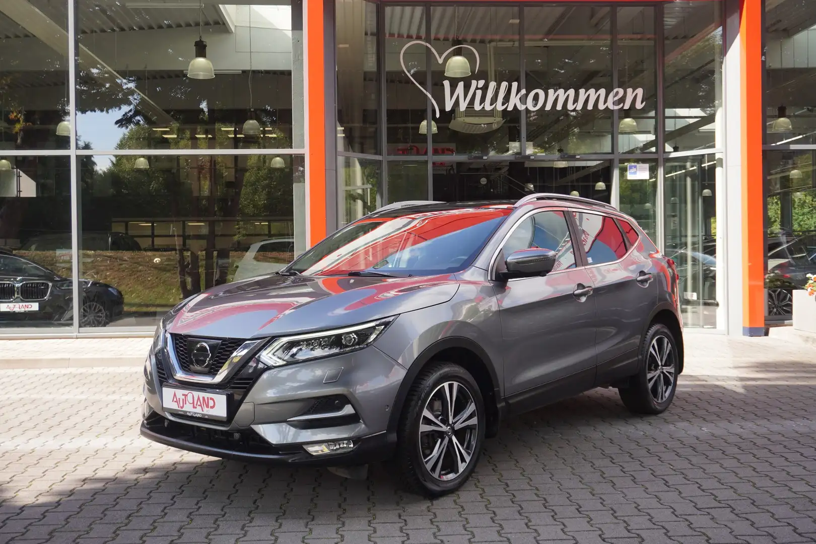 Nissan Qashqai 360° Tempomat Sitzheizung Navi Spurhalte Grau - 2
