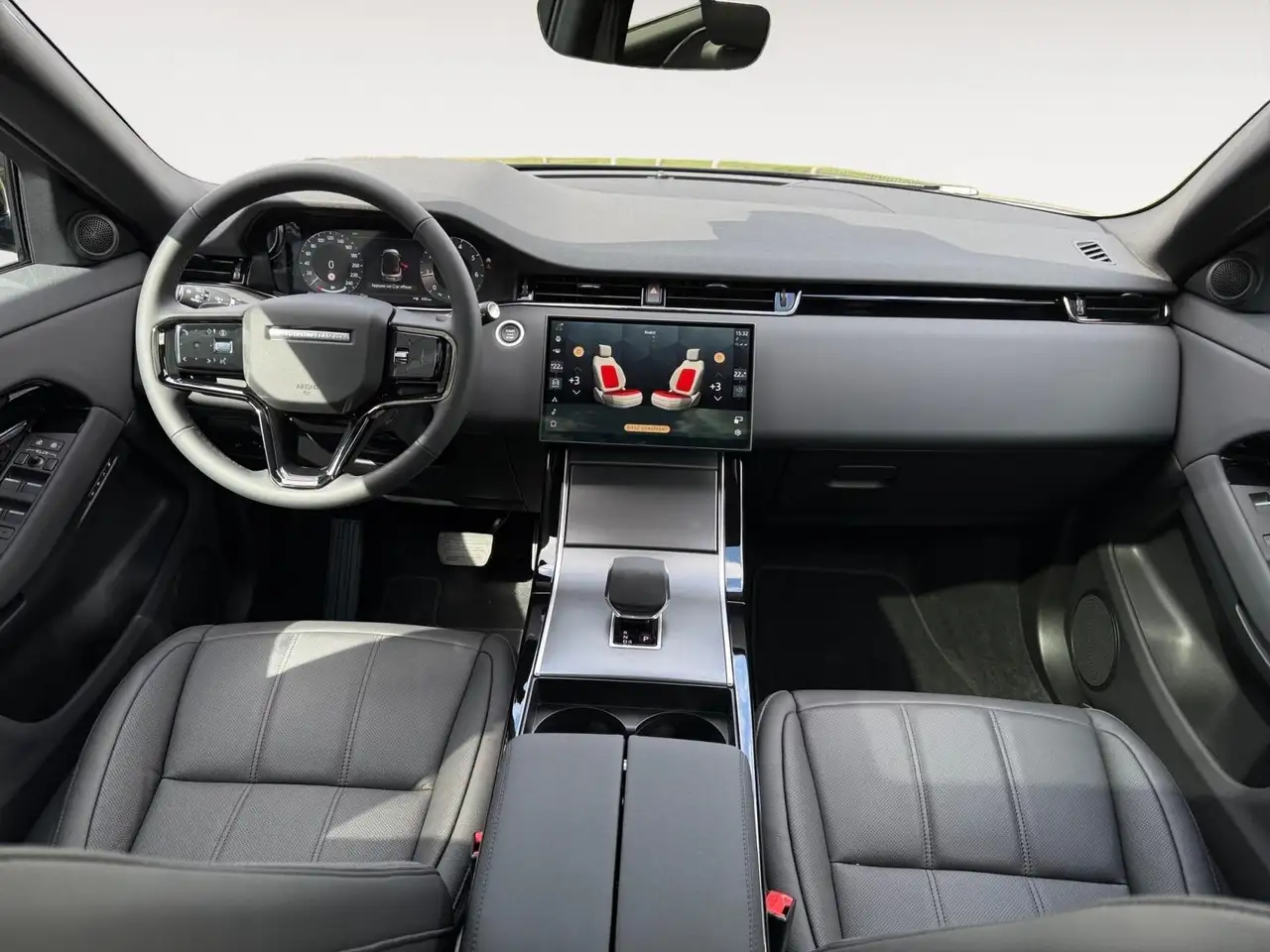 Land Rover Range Rover Evoque 2026 — фото 12