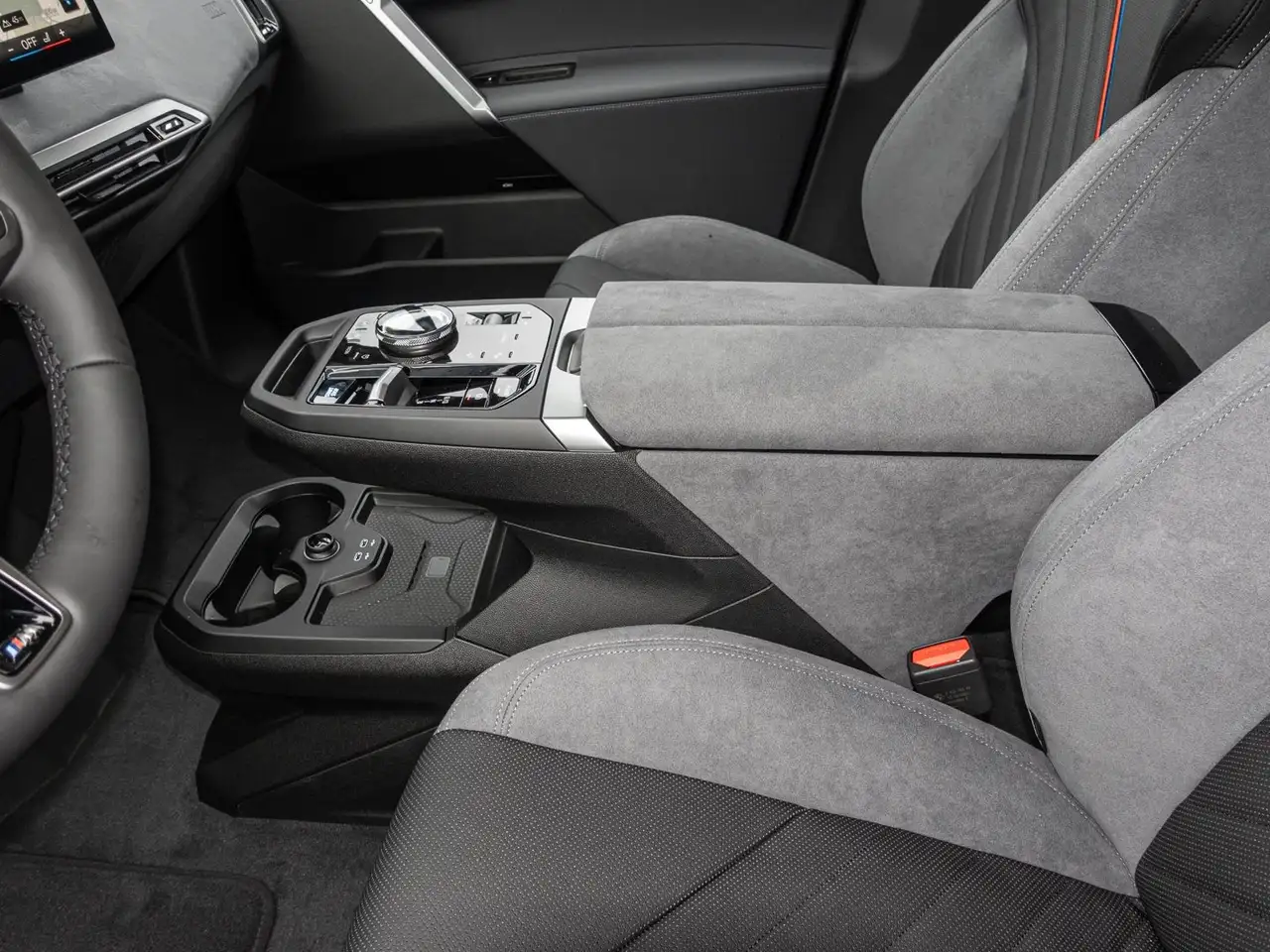 BMW iX xDrive45 0,25% Dienstwagenversteuerung 12