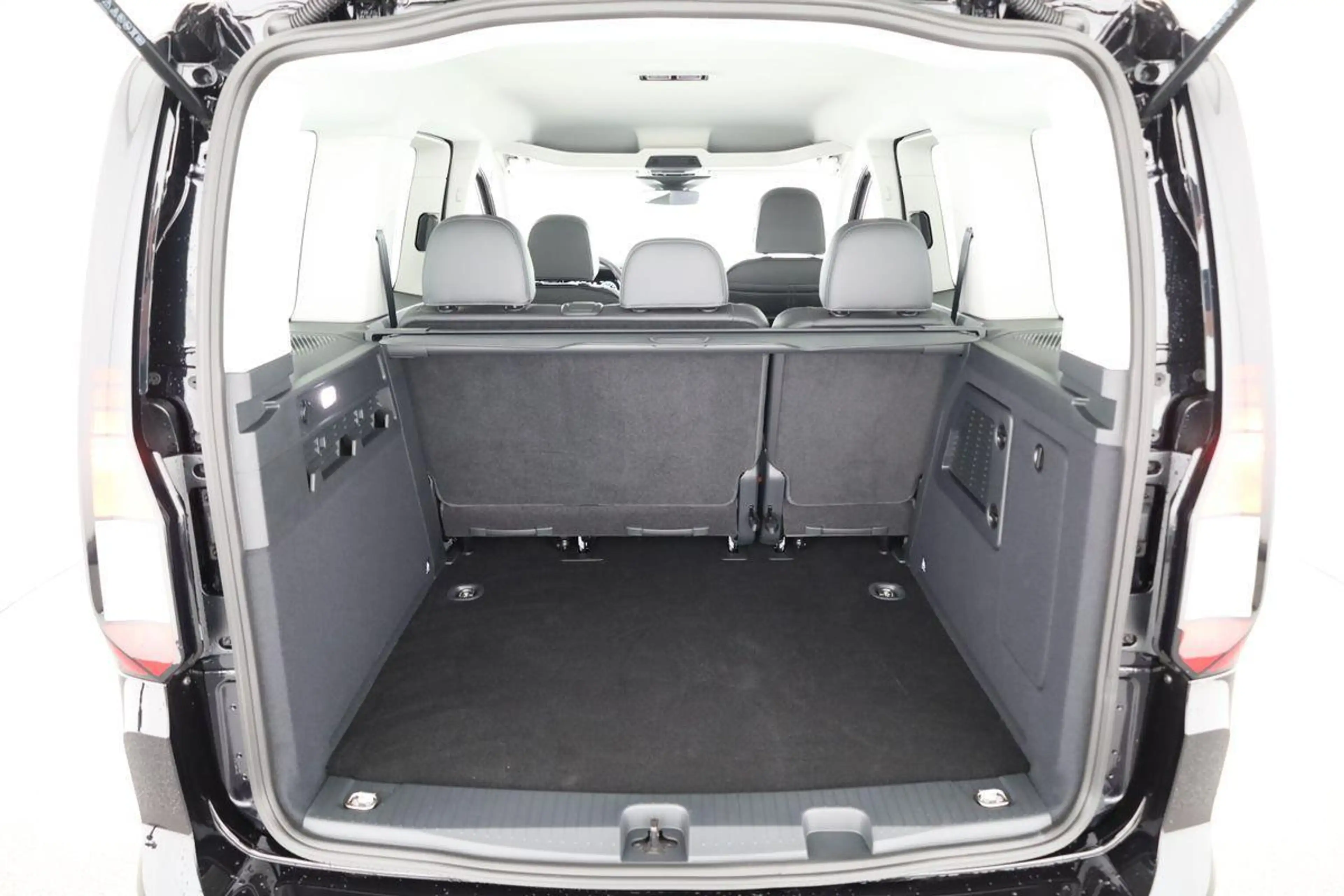 Volkswagen Caddy Life eHybrid 1.5 Life, AHK, Navi, Side, FS-behe... — photo 11