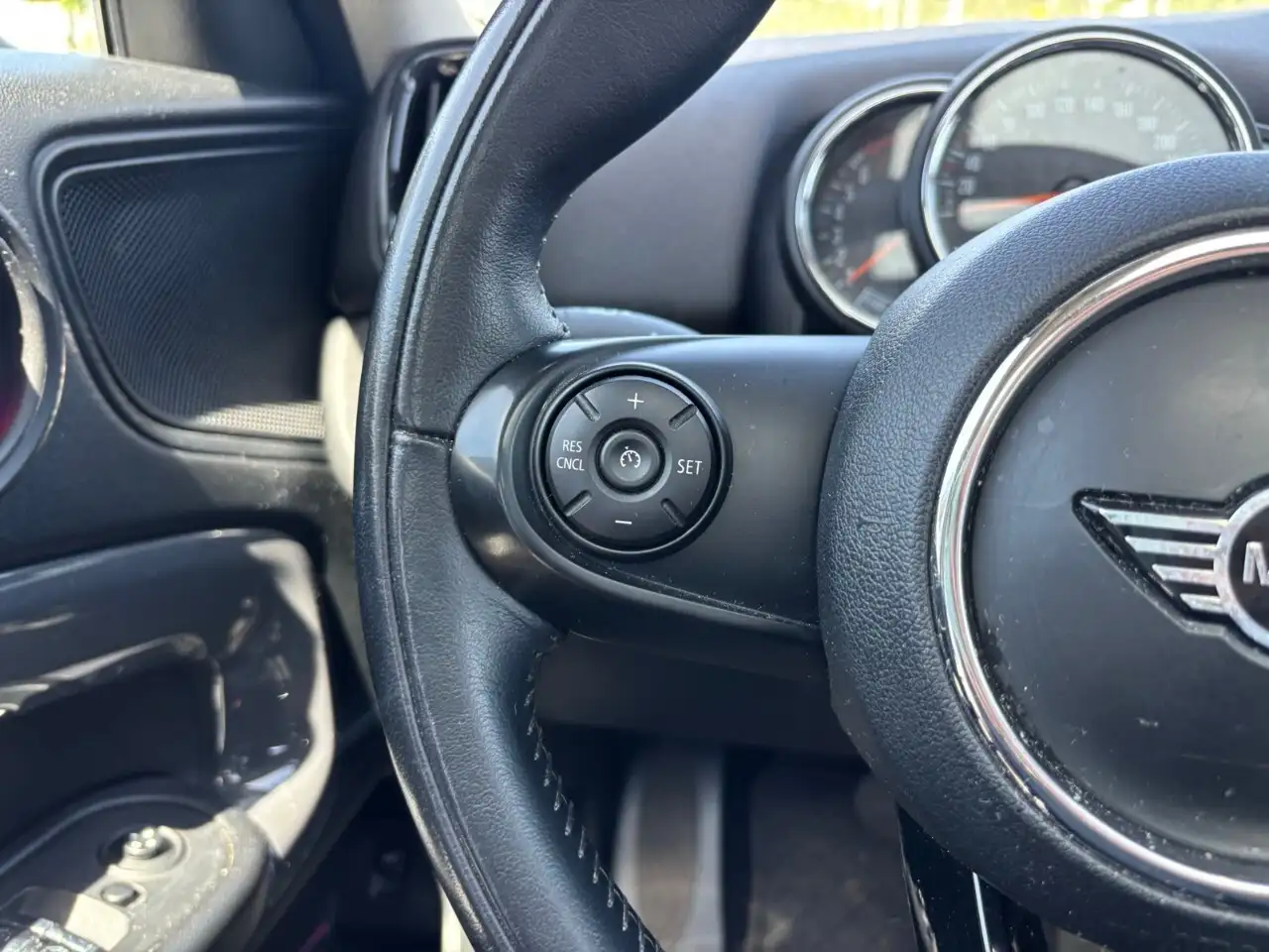 MINI Countryman снимка MINI Countryman