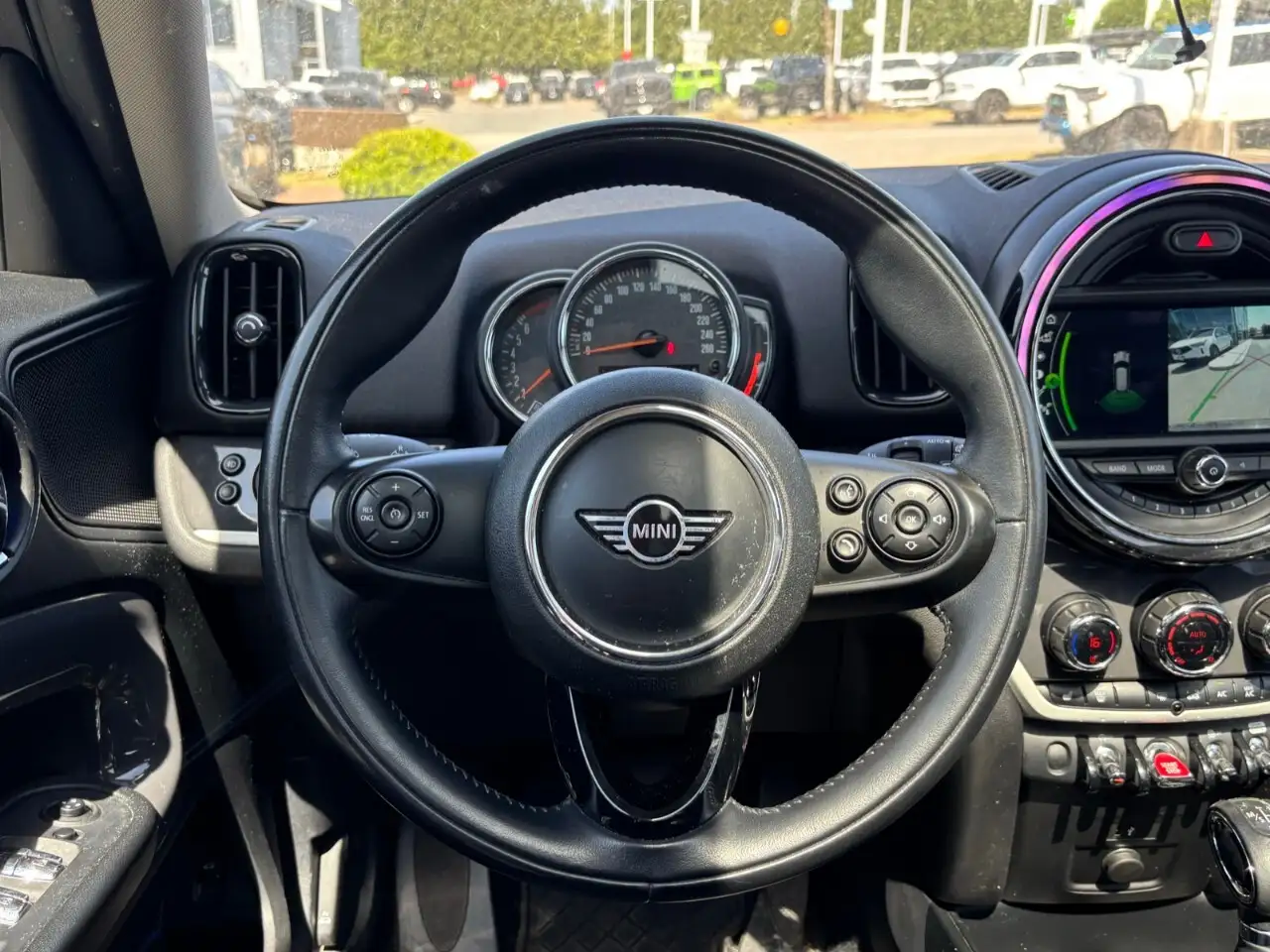 MINI Countryman снимка MINI Countryman