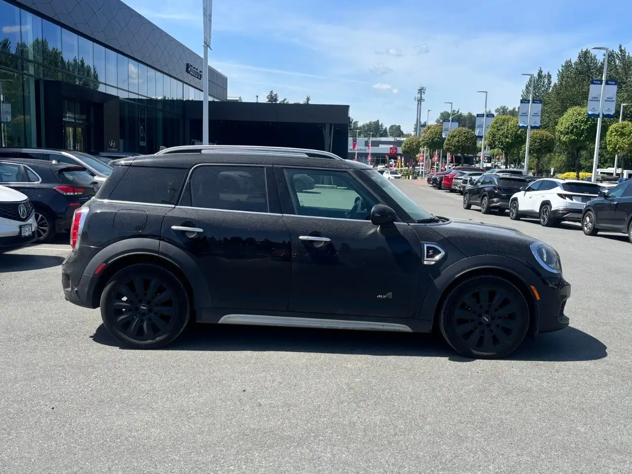 MINI Countryman снимка MINI Countryman