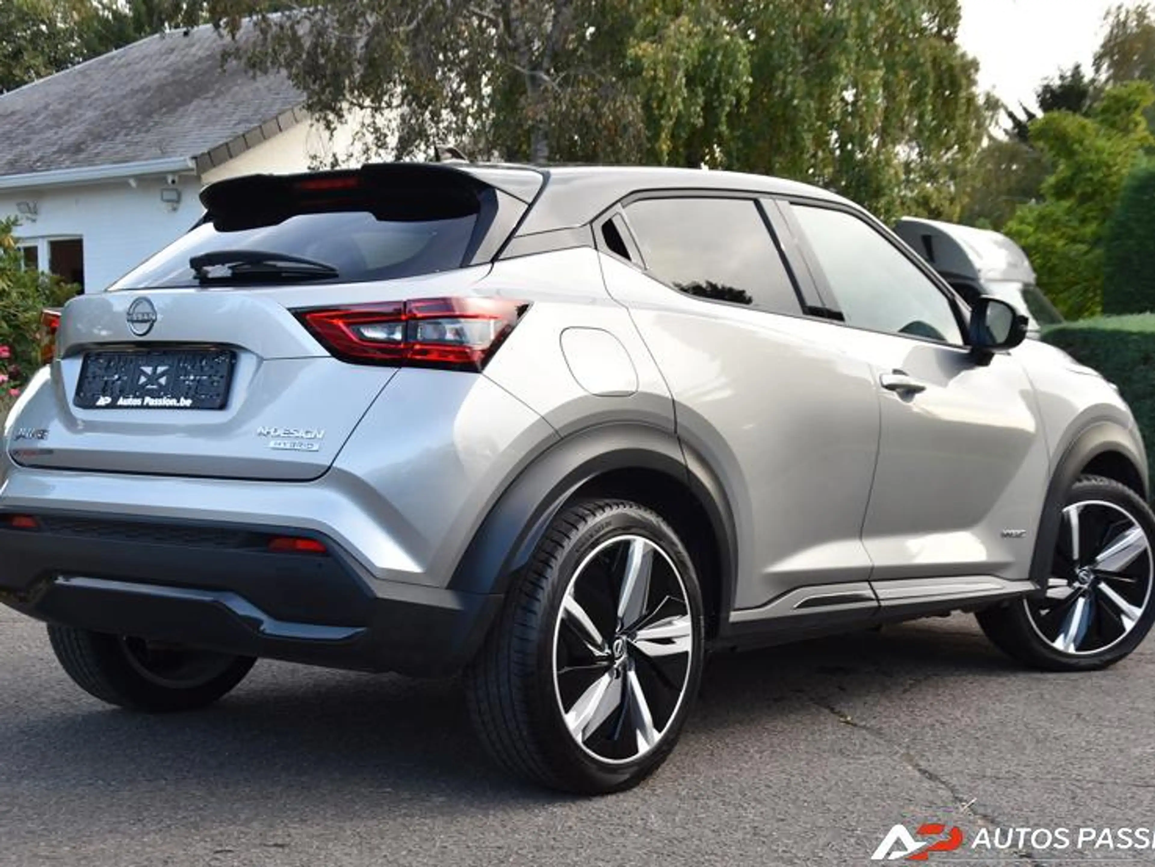 Nissan Juke 1.6 HYBRID 145 N-DESIGN Jantes 19" | Carplay | Caméra — photo 5