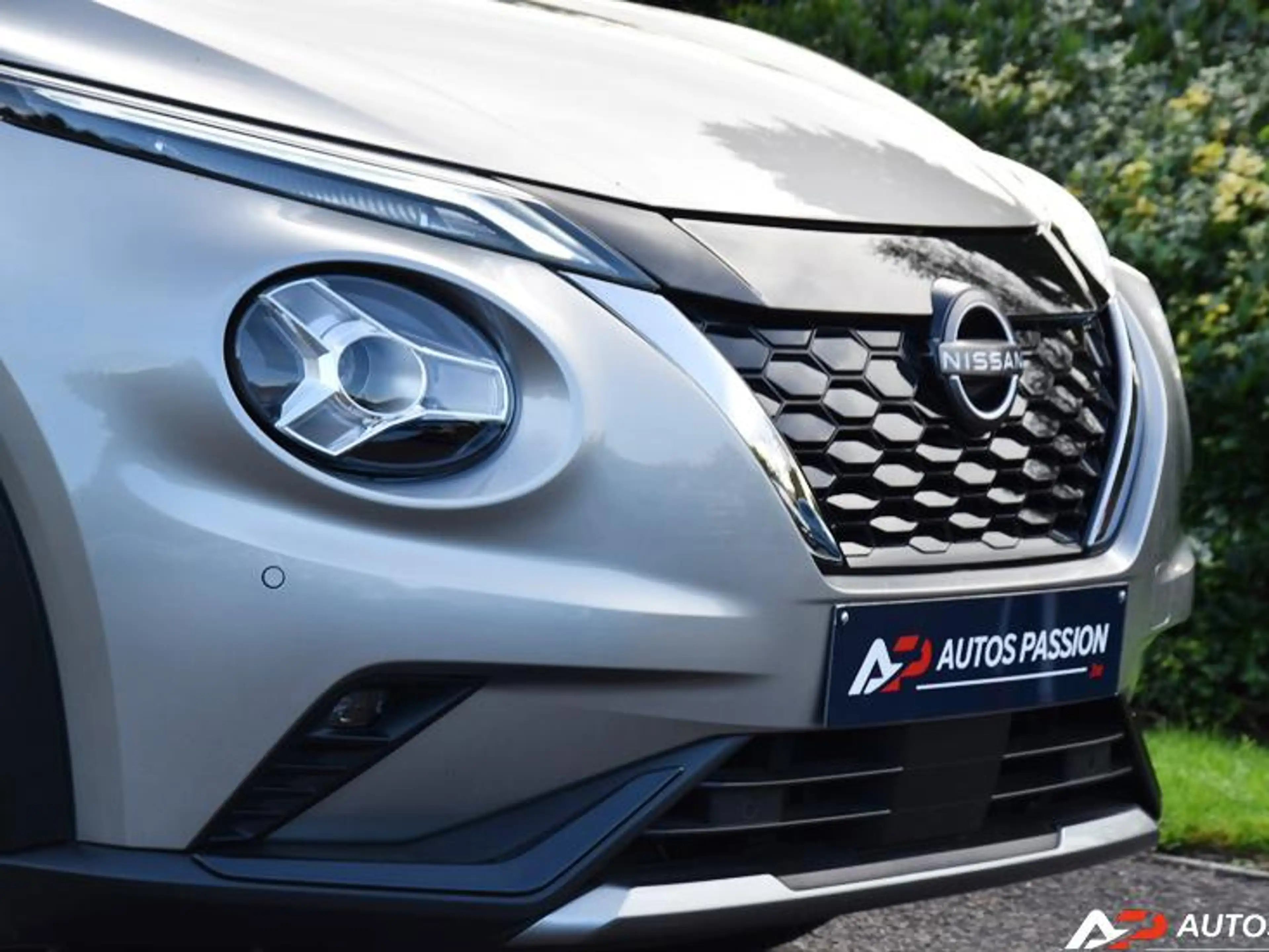 Nissan Juke 1.6 HYBRID 145 N-DESIGN Jantes 19" | Carplay | Caméra — photo 9