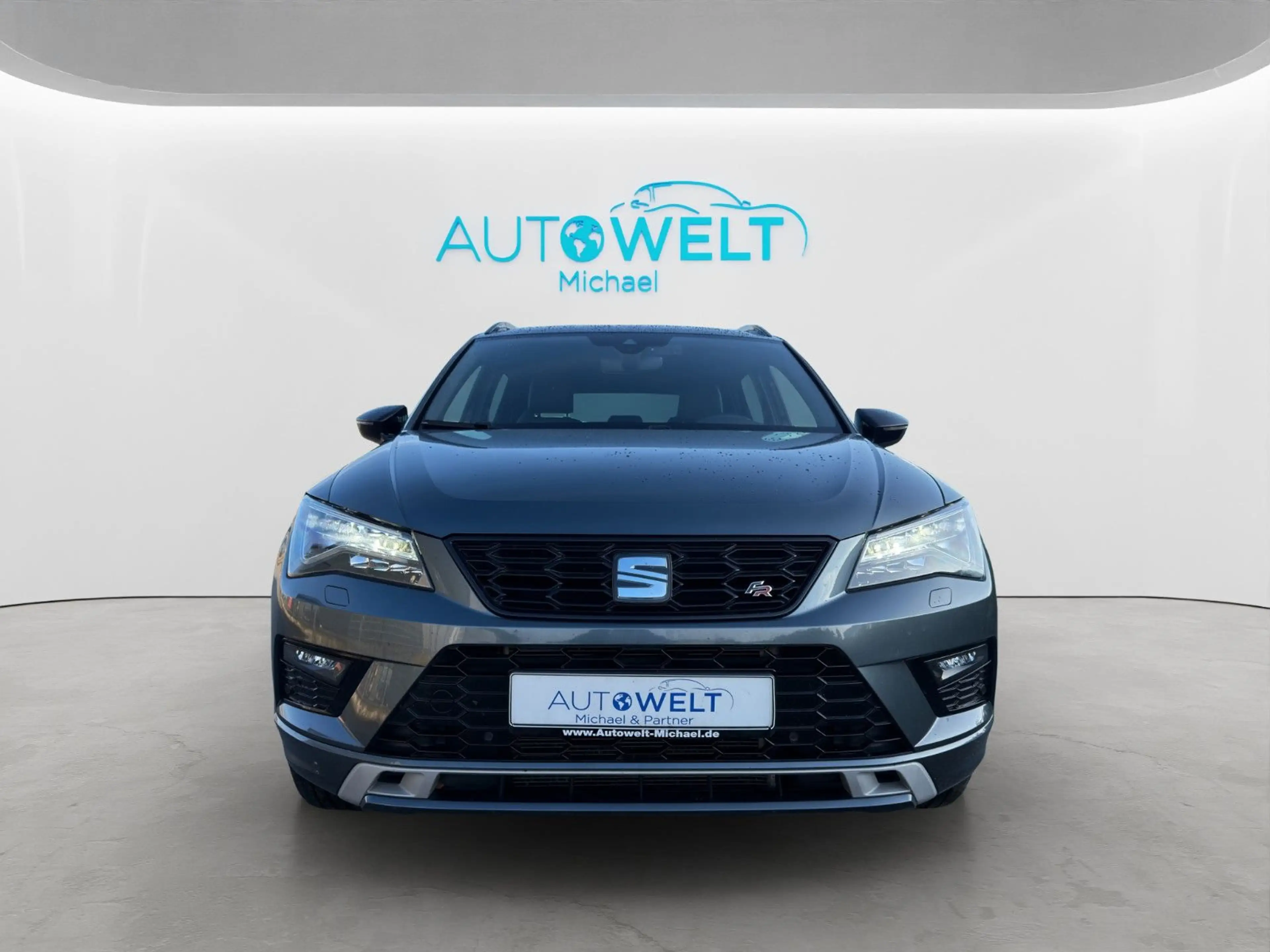 SEAT Ateca 2.0TDI DSG 4M FR-Line KAM ACC LED APP AHK — photo 2