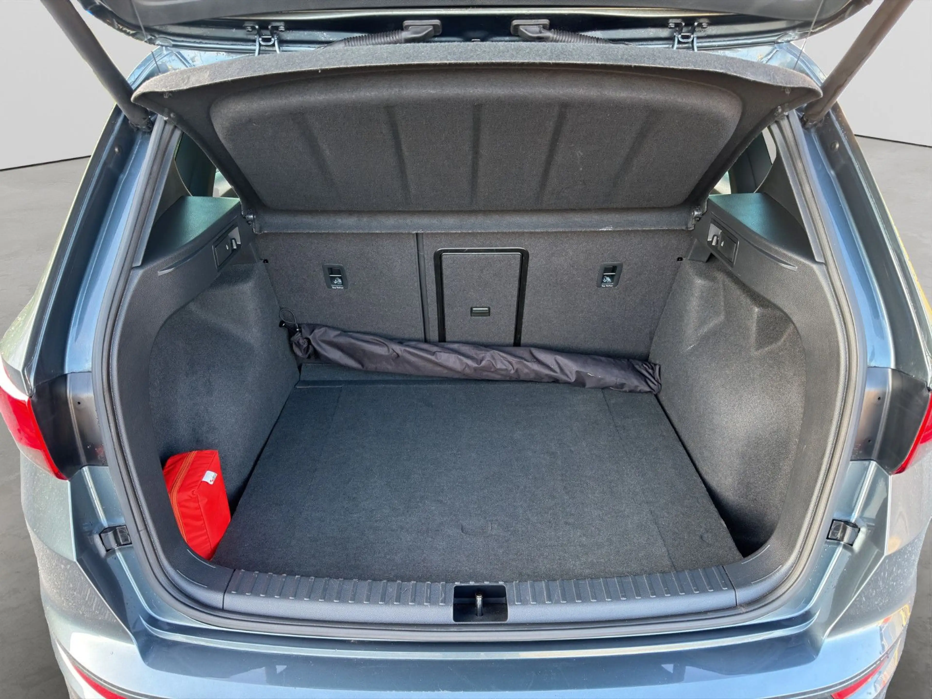 SEAT Ateca 2.0TDI DSG 4M FR-Line KAM ACC LED APP AHK — photo 10