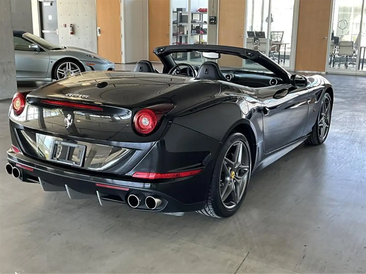 Ferrari California снимка Ferrari California