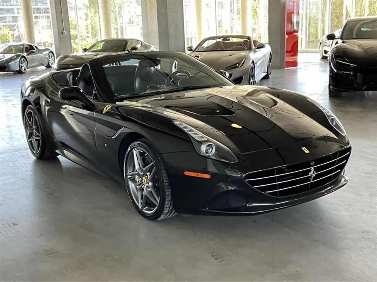 Ferrari California снимка Ferrari California