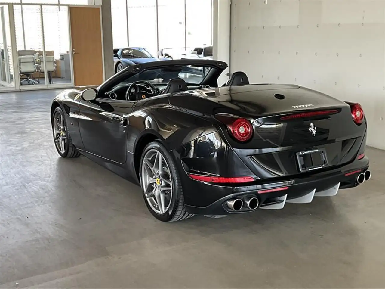 Ferrari California снимка Ferrari California