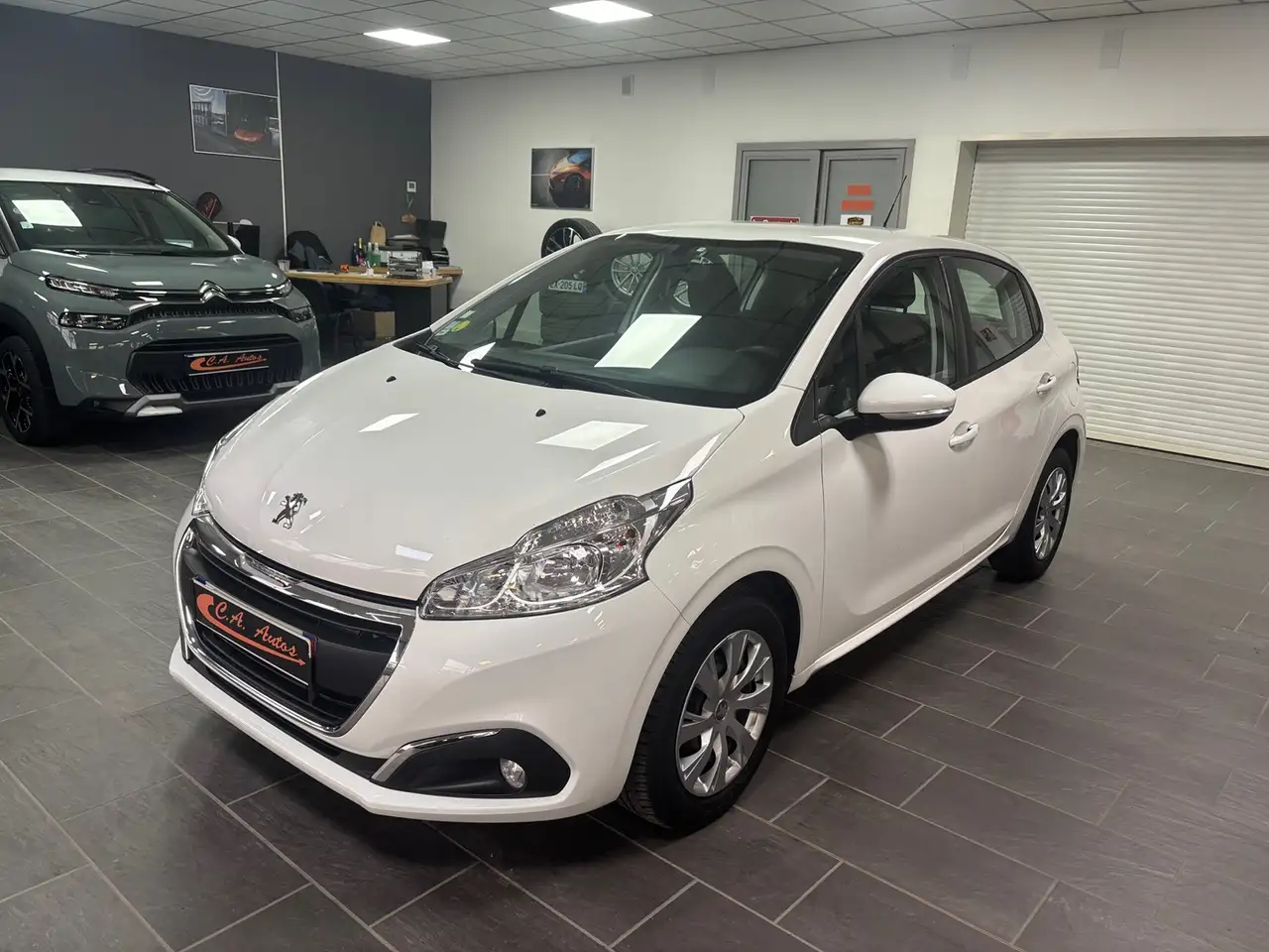 Peugeot 208 1.5 BLUEHDI 100CH S\\u0026S ACTIVE 5P EU