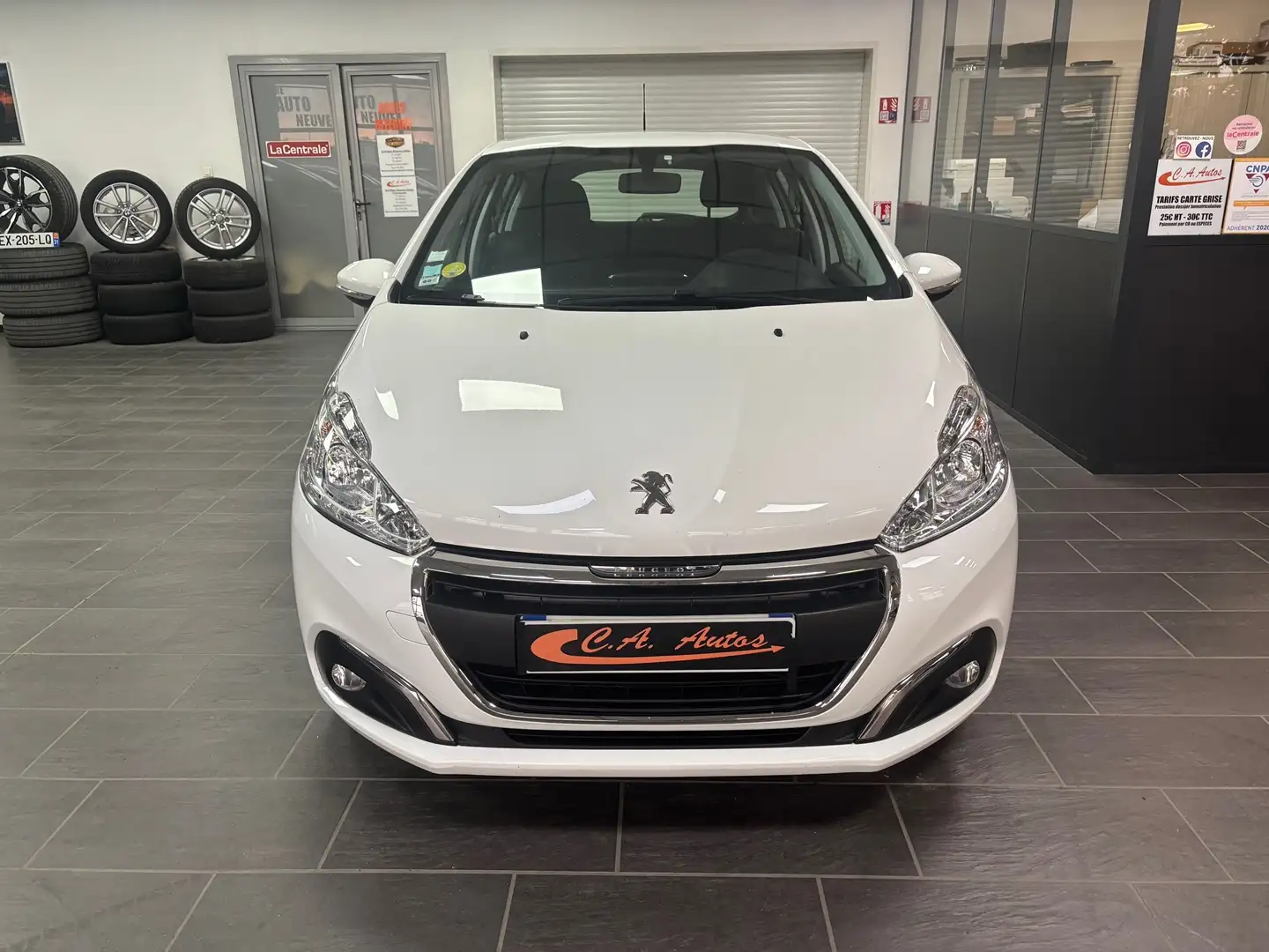Peugeot 208 1.5 BLUEHDI 100CH S\u0026S ACTIVE 2 PLACES DERIV VP Blanc - 2