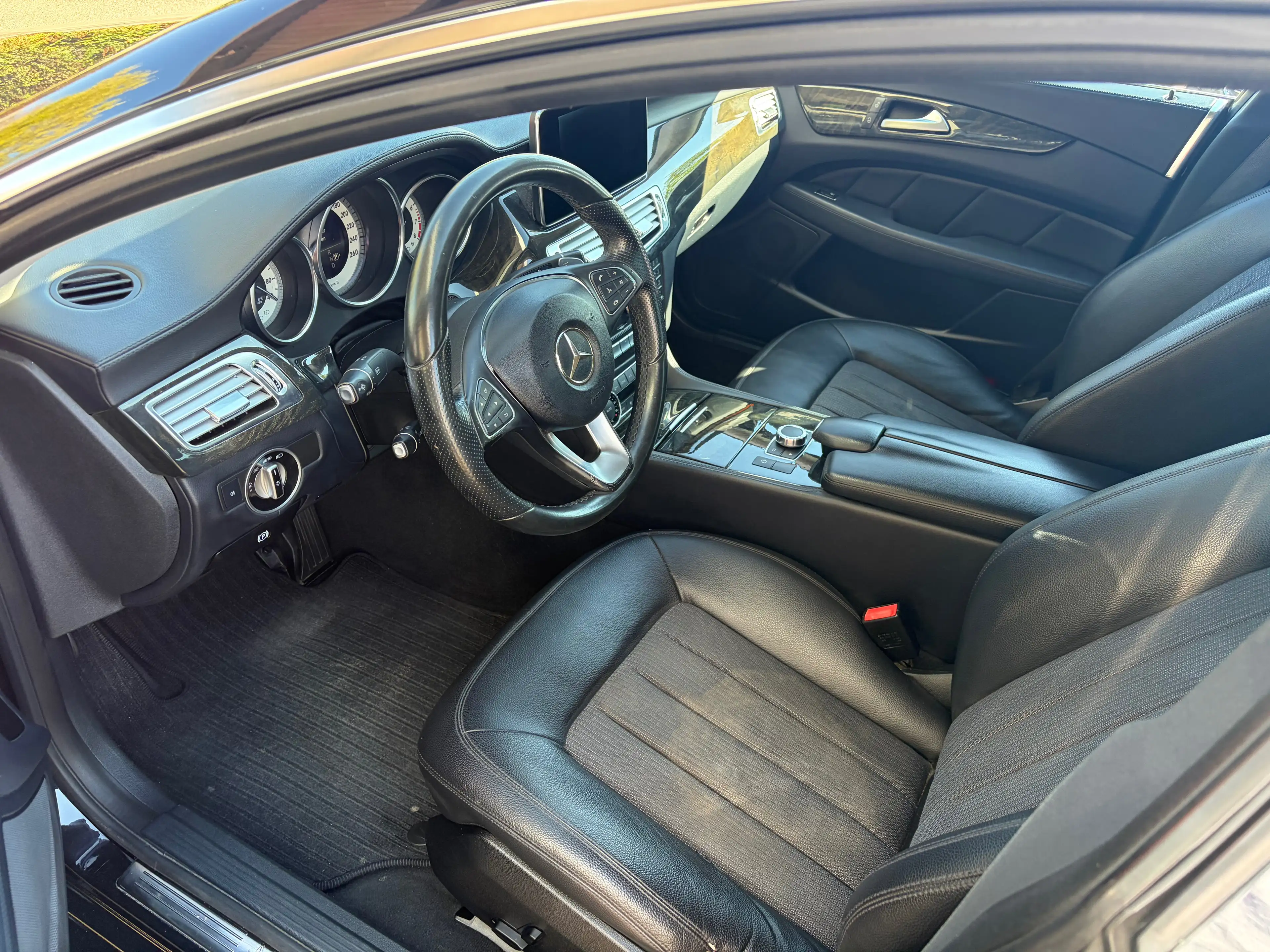 Mercedes-Benz CLS 400 CLS 400 4Matic*HU NEU*Kamera*Vollausstattung* — photo 9
