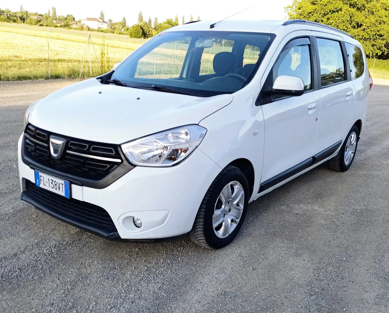 Dacia Lodgy Lodgy 2017 1.5 dci Laureate s Bianco - 2