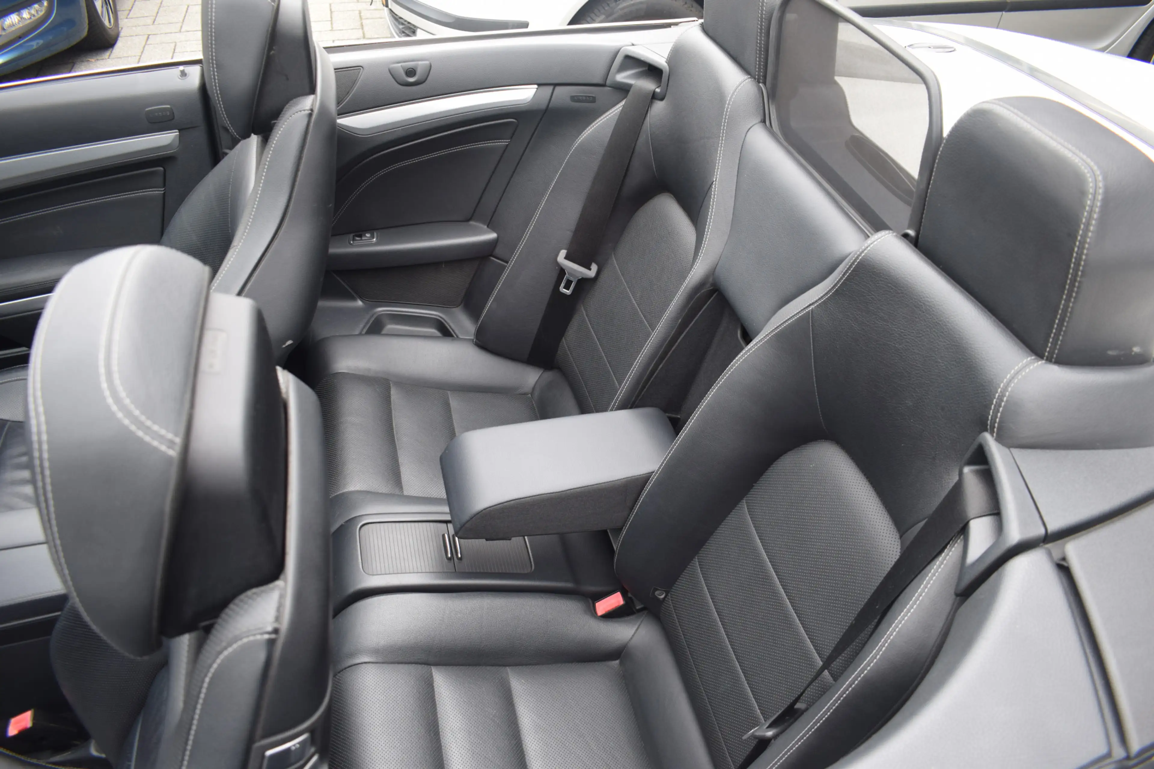 Mercedes-Benz E 250 Cabrio Prestige a.camera ortopedische stoelen — photo 31