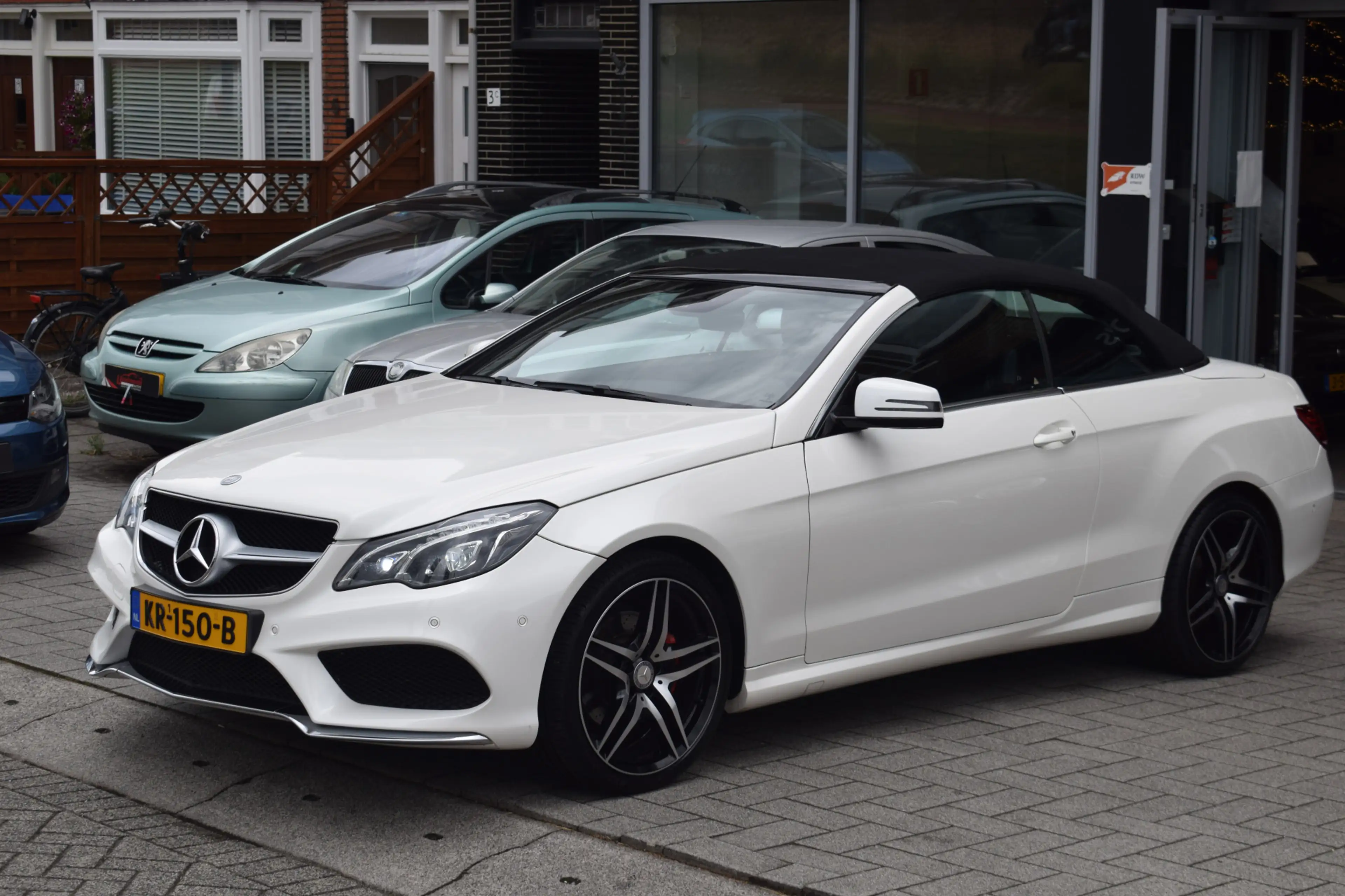Mercedes-Benz E 250 Cabrio Prestige a.camera ortopedische stoelen — photo 2