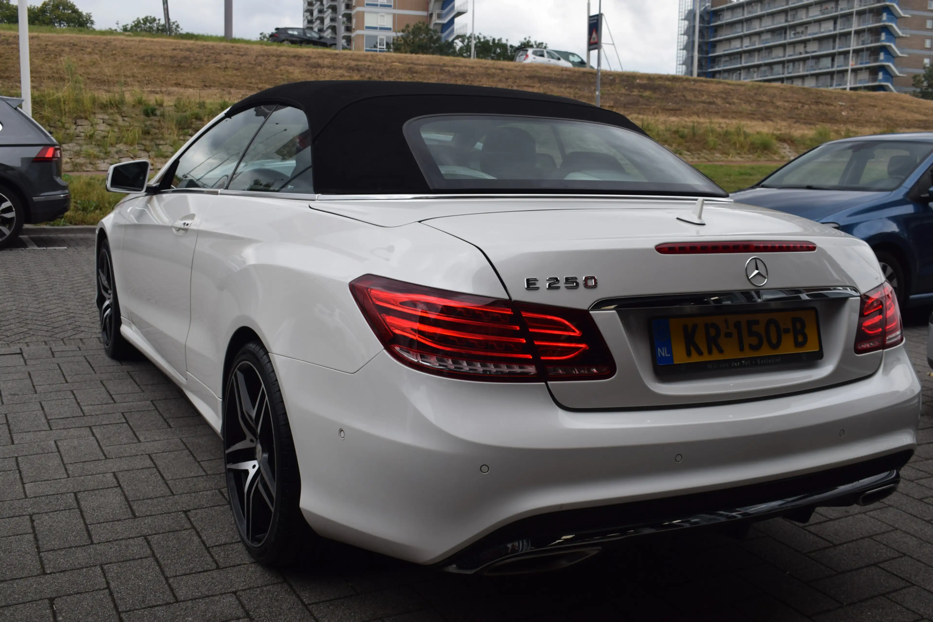 Mercedes-Benz E 250 Cabrio Prestige a.camera ortopedische stoelen — photo 14