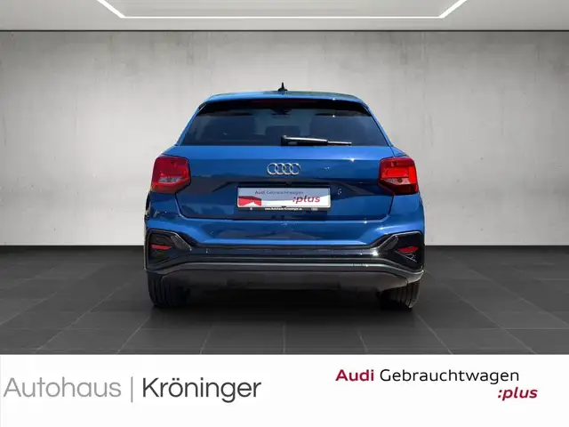 Audi Q2 view 6