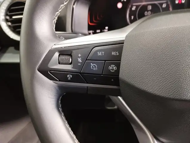 Seat Arona view 13