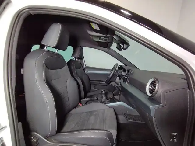 Seat Arona view 5