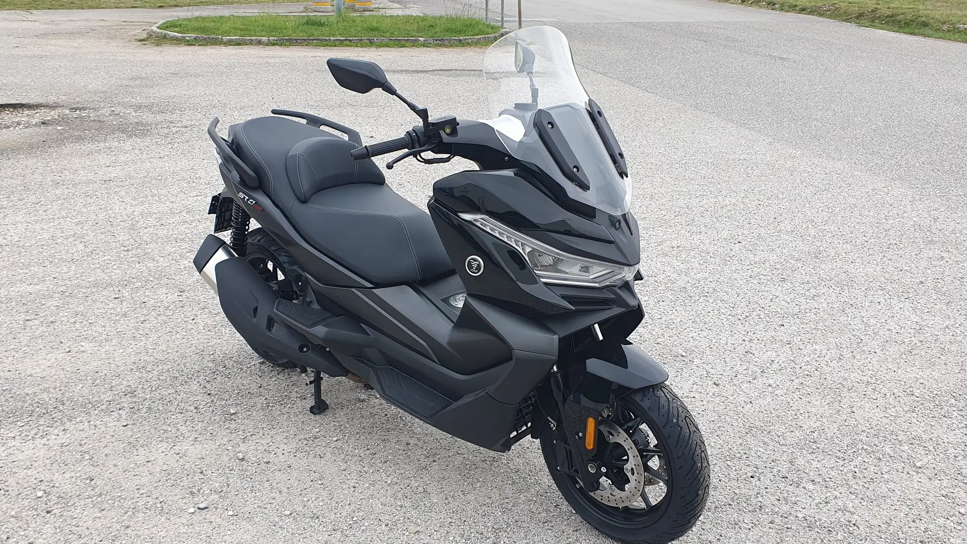 Voge SFIDA SR 400 Nero - 1