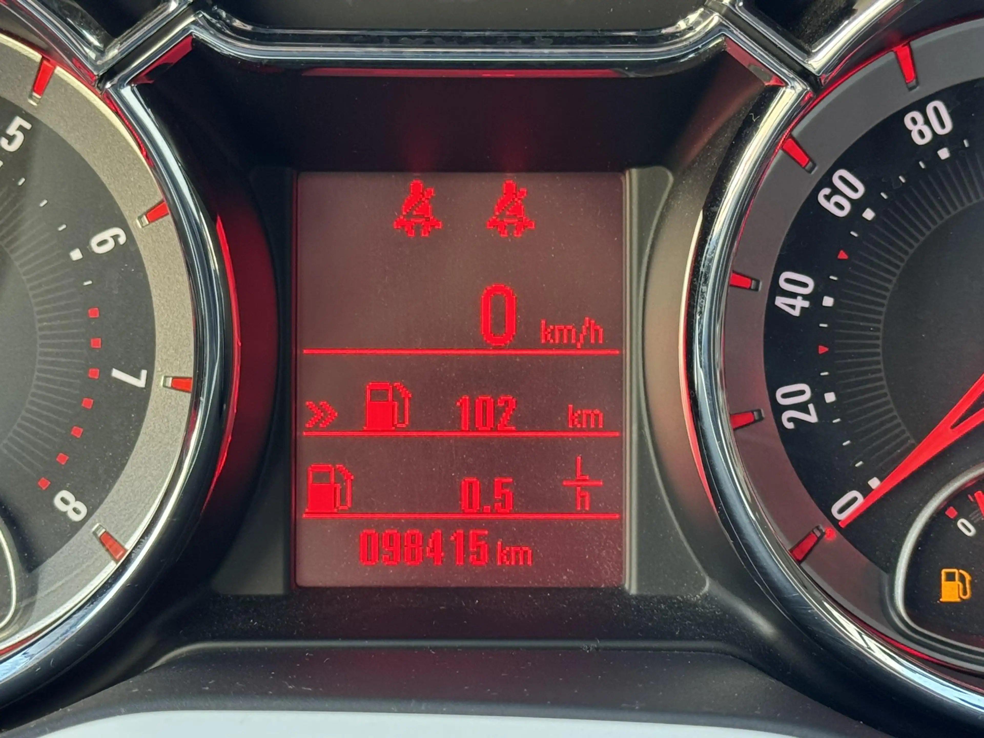 Opel Adam 1.2B 70PK GLAM AIRCO/PARKEERSENSOREN — photo 11